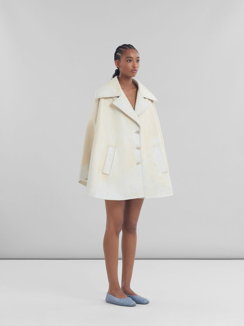 Light yellow leather cape - Coats - Image 6