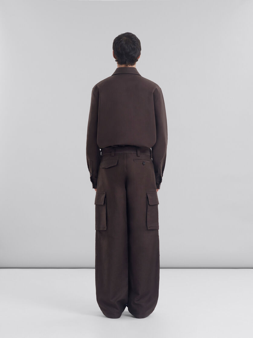 Brown organic cotton cargo trousers - Pants - Image 3