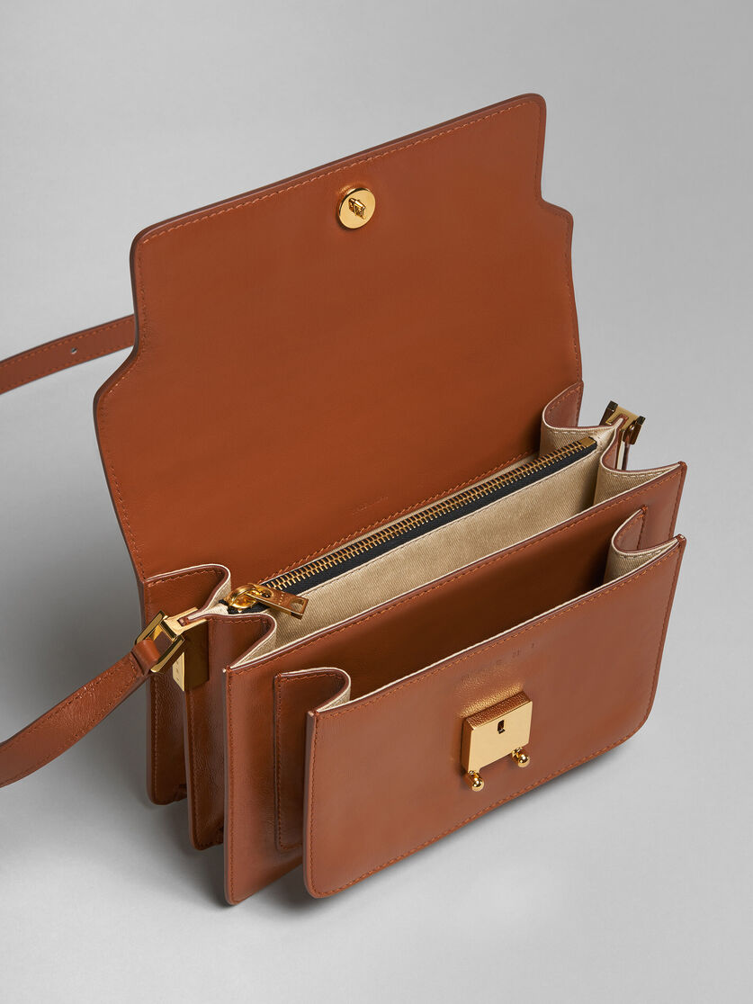 TRUNK SOFT medium bag in brown leather - Shoulder Bag - Image 4