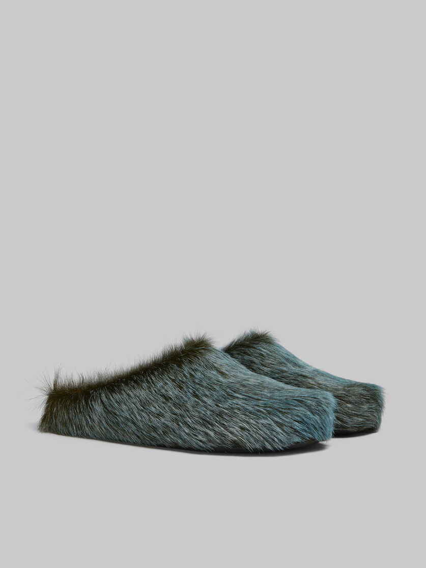 Blau-graue Fußbett-Sabots aus Kalbsfell - Holzschuhe - Image 2