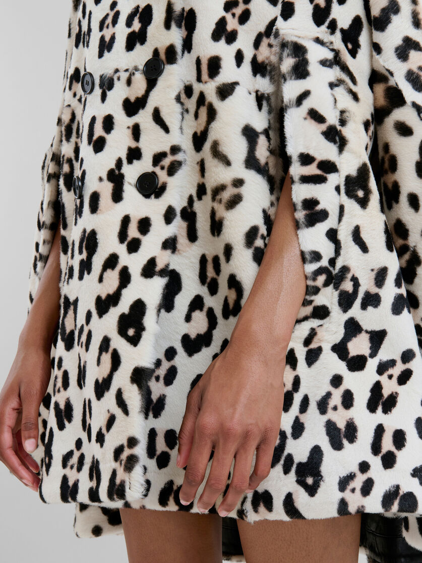 Shorn shearling cape with animalier print - Jackets - Image 5