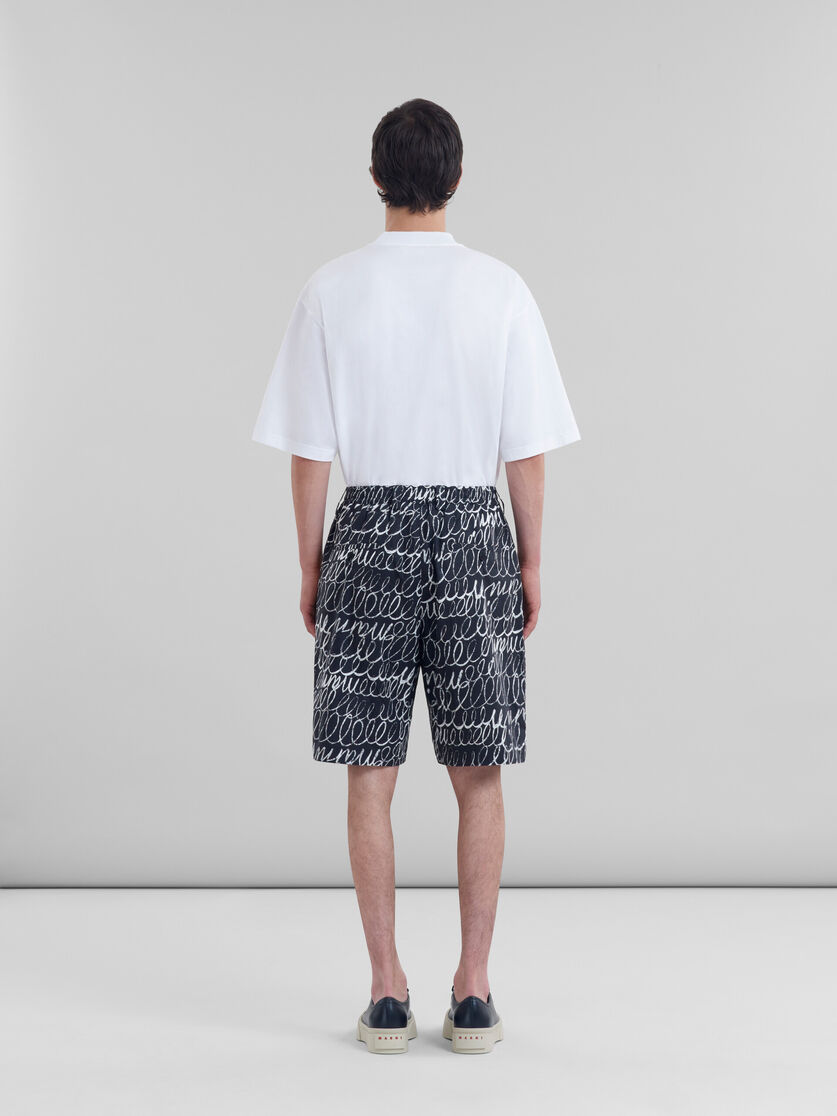 Schwarze Shorts aus Popeline mit Kordelzug und Marni-Scribble-Motiv - Hosen - Image 3