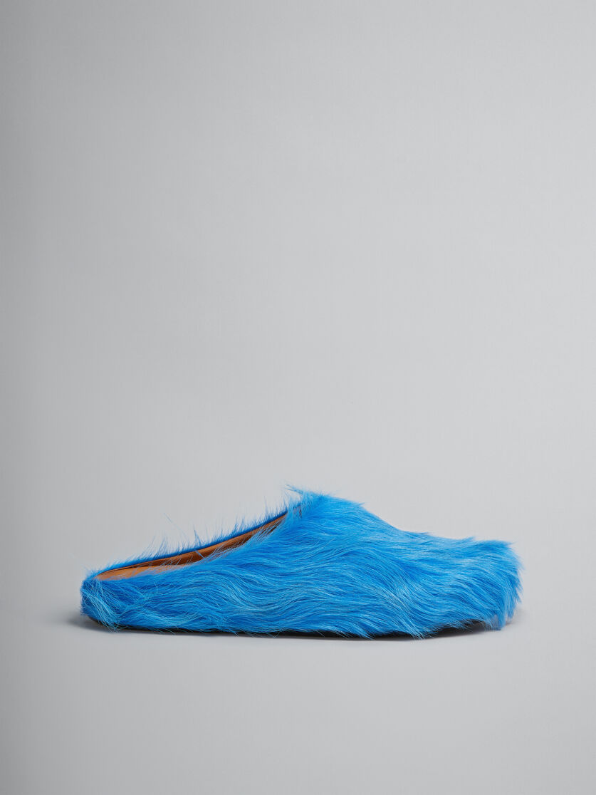 Mocassins ouverts sensation pieds nus en cuir de veau bleu - Sabots - Image 1