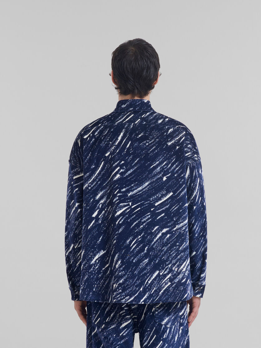 Blaues Oversize-Hemd aus beflocktem Denim mit Crayon-Print - Hemden - Image 3