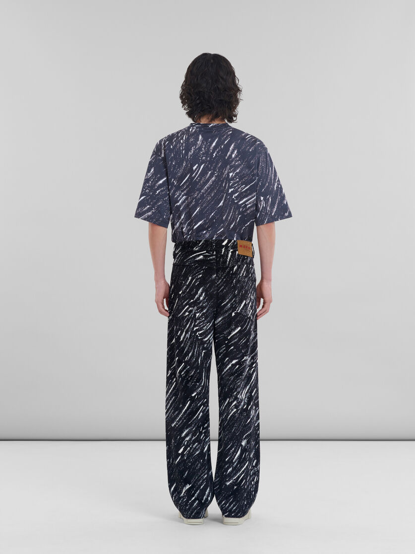 Schwarze Jeans aus beflocktem Denim mit weitem Bein und Crayon-Print - Hosen - Image 3