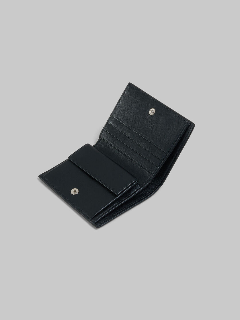 ブラウン レザー製 二つ折りウォレット、マルニメンディング - 財布 - Image 4