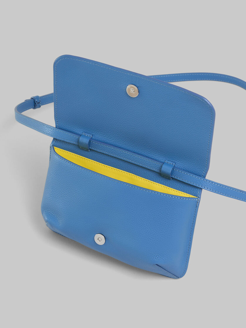 Blue leather shoulder bag with Marni mending - Pochettes - Image 4