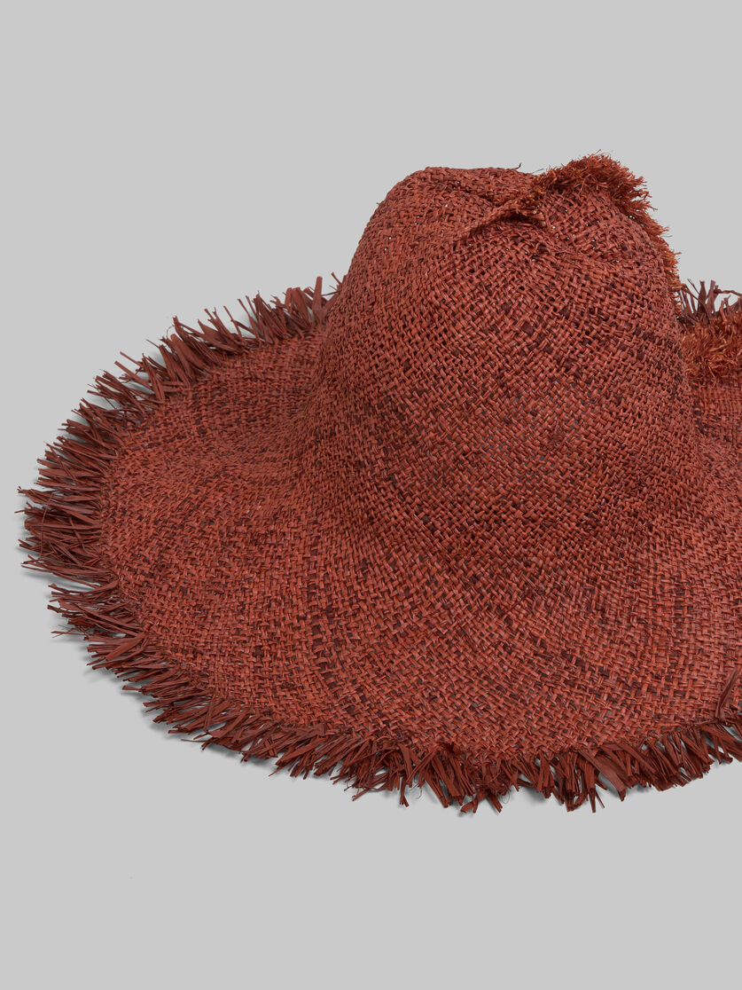 Sombrero de rafia marrón con borde deshilachado - Sombrero - Image 4