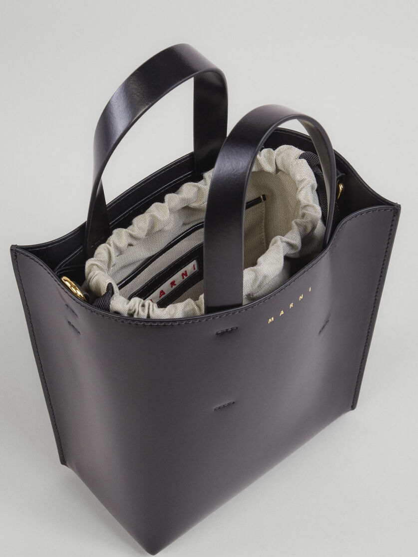 シャイニーカーフスキン MUSEO バッグ バイカラー ショルダーストラップ付き - ショッピングバッグ - Image 5