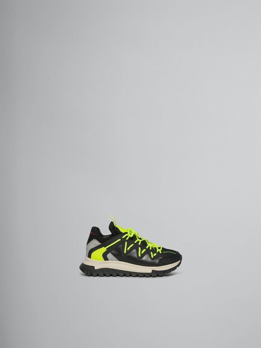 Sneaker runner nera e giallo fluo - Sneakers - Image 1