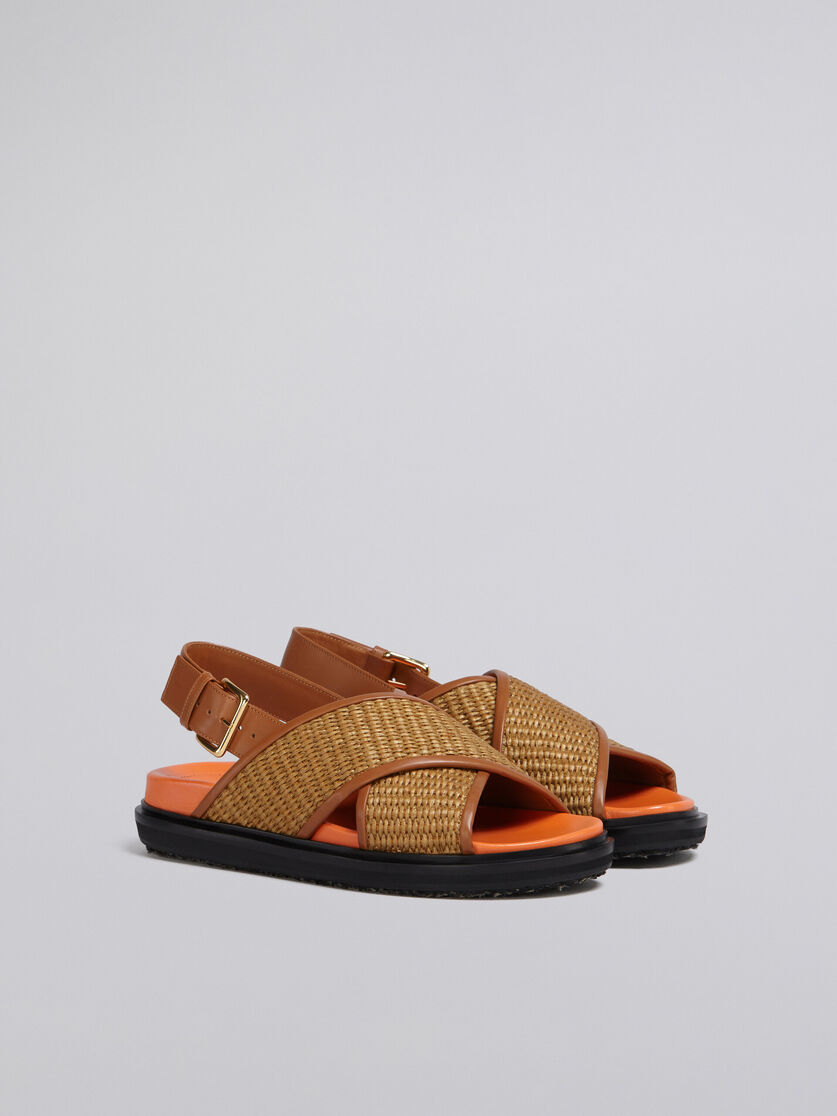 Fußbett-Sandalen aus braunem Leder und Material in Bast-Optik - Sandalen - Image 2