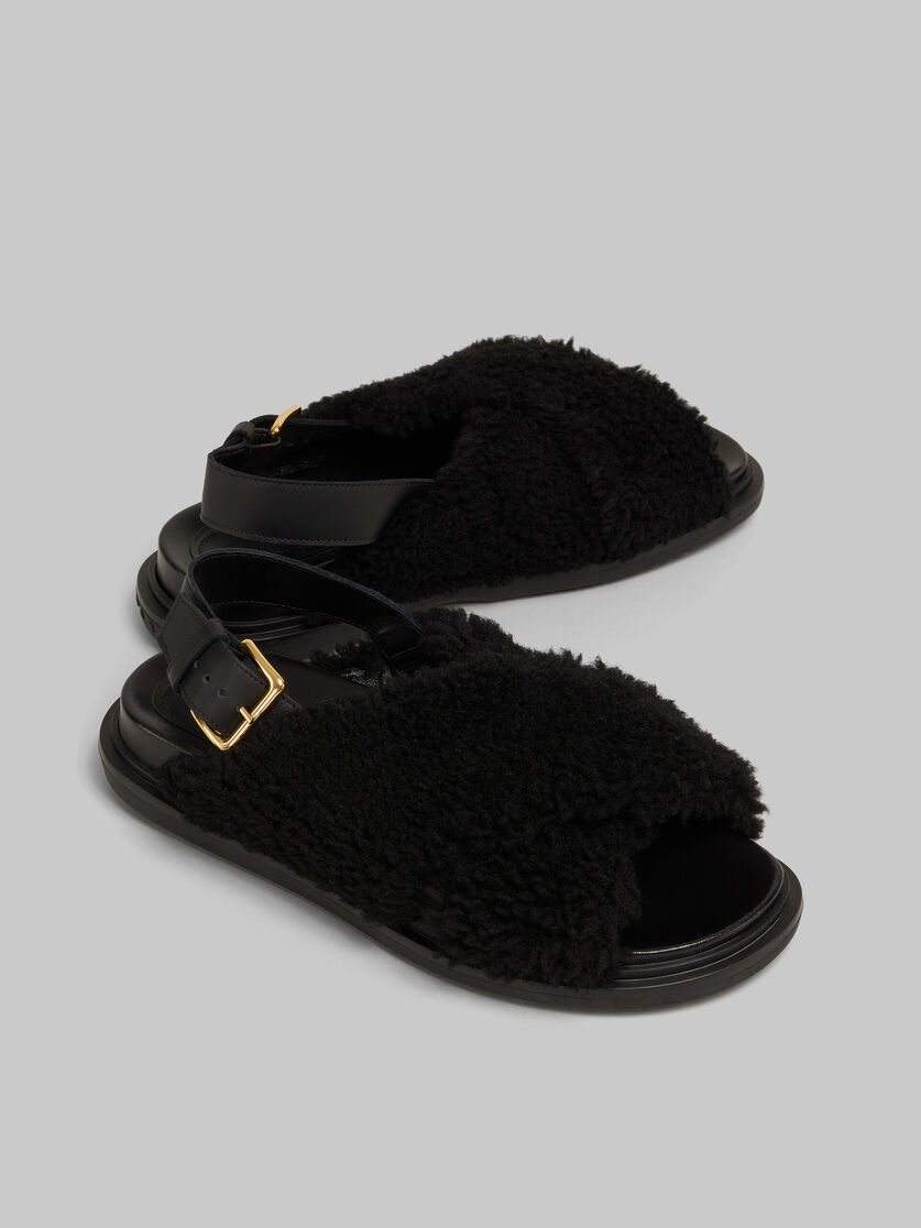 Mules Fussbett en shearling bouclé noir - Sandales - Image 5