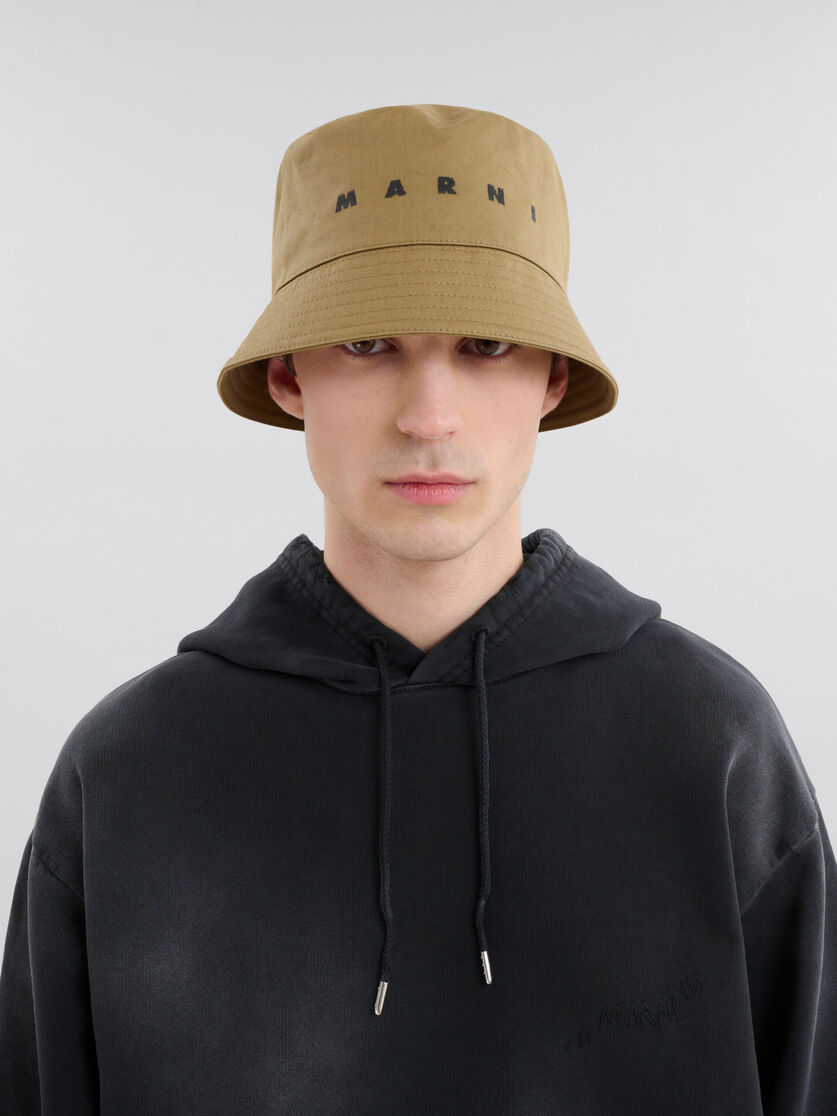 Black organic gabardine bucket hat with embroidered logo - Hats - Image 2
