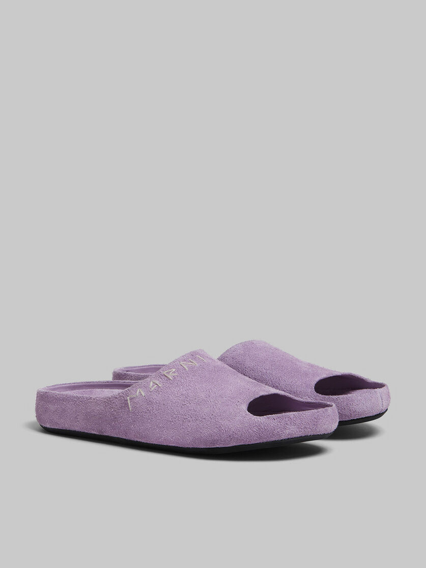 Violette Fußslide-Sandalen aus Wildleder - Sandalen - Image 2