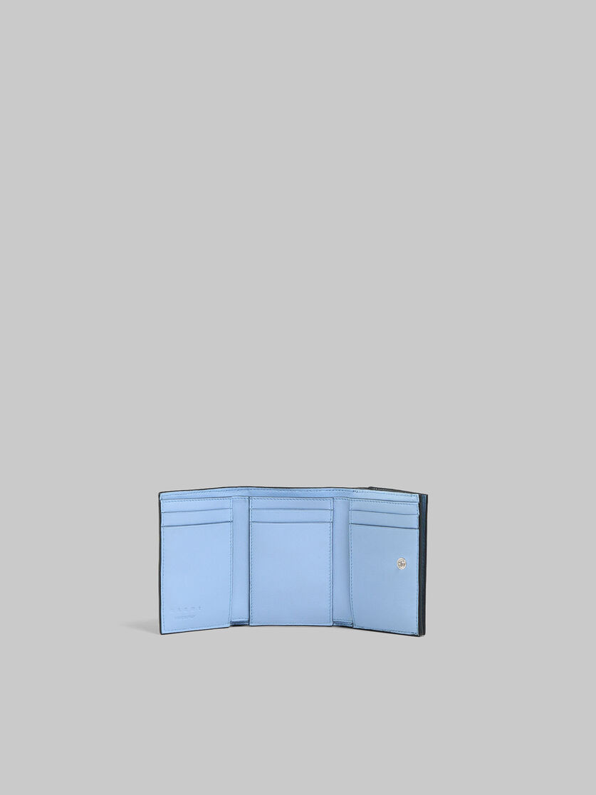 Portefeuille à trois volets en cuir bleu avec logo Marni en relief - Portefeuilles - Image 2