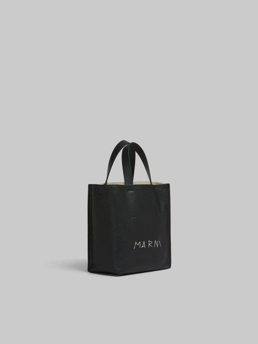 Mini-sac Museo Soft en cuir ivoire et marron avec effet raccommodé Marni - Sacs cabas - Image 6