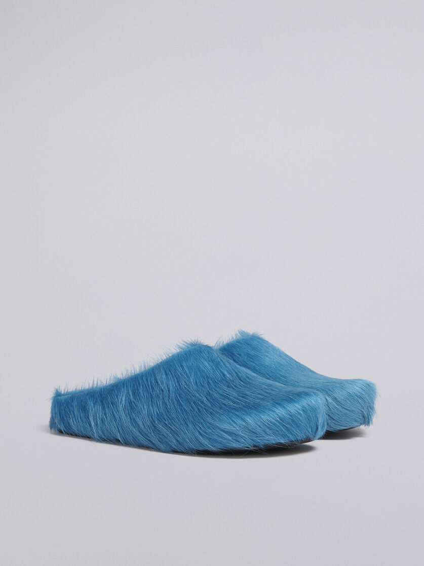 Mocasín sin talón de piel de becerro azul efecto pelo sensación de pies descalzos - Zuecos - Image 2