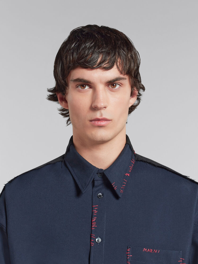 Chemise en laine tropicale bleue avec dos contrastant - Chemises - Image 4