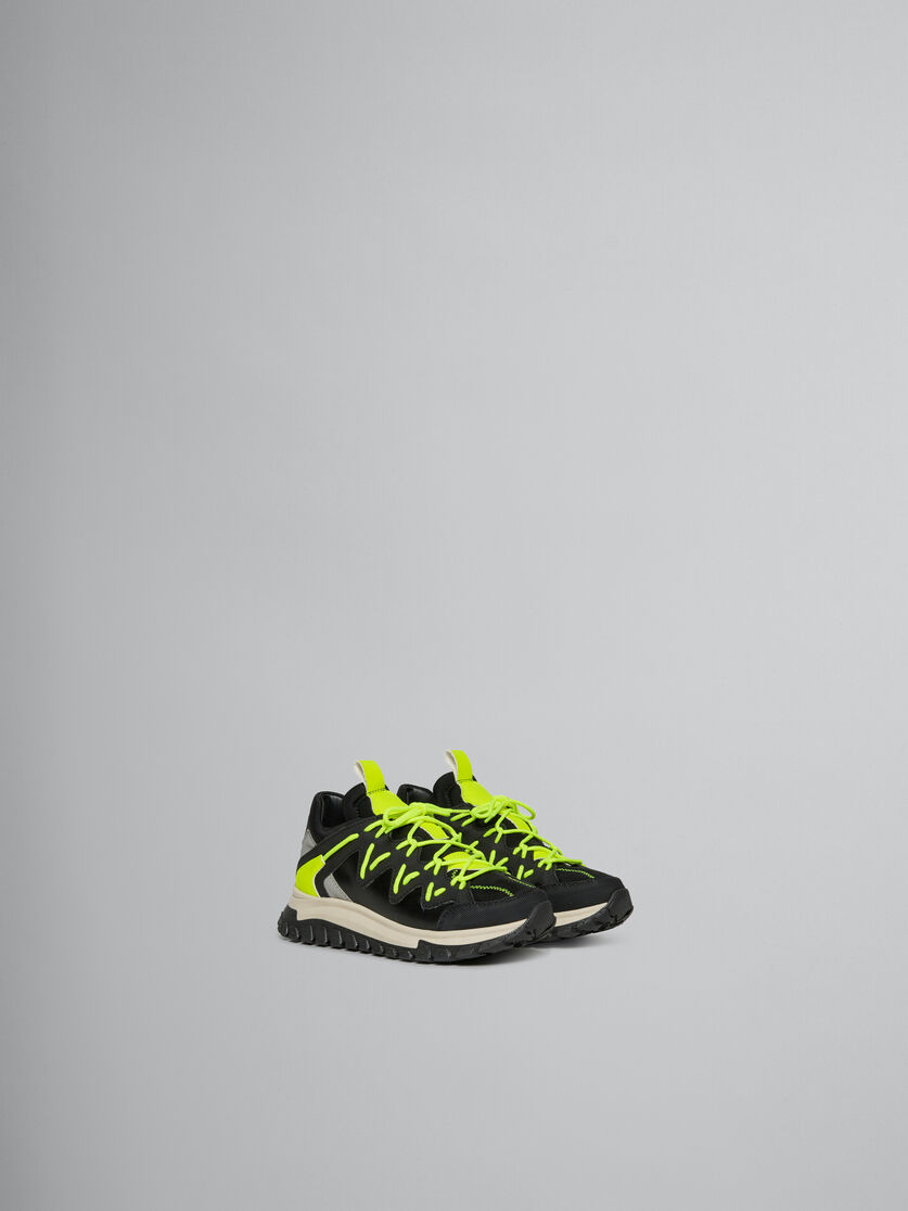 Sneaker runner nera e giallo fluo - Sneakers - Image 2