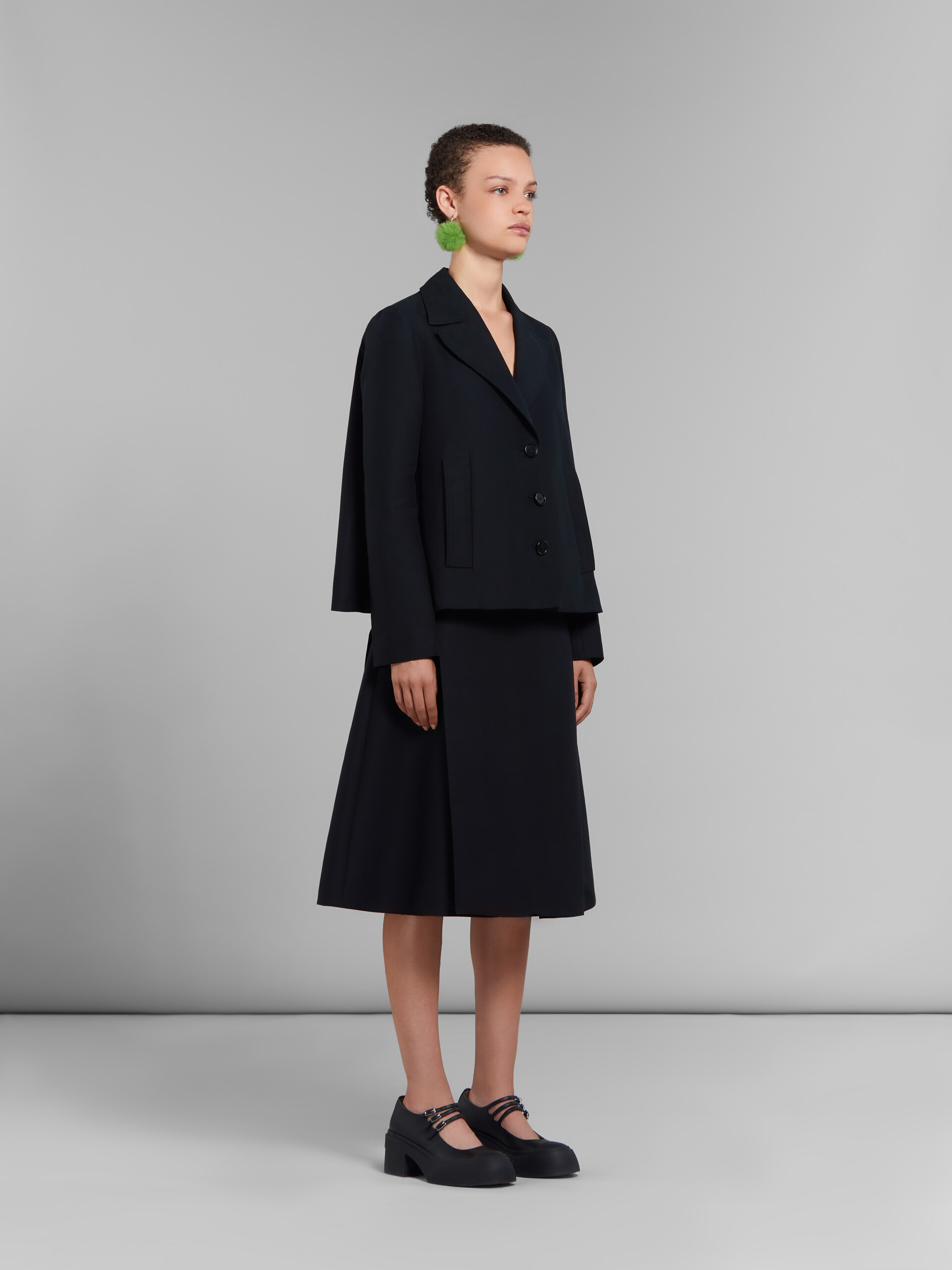 Falda midi negra de cady con maxiplisados - Faldas - Image 5