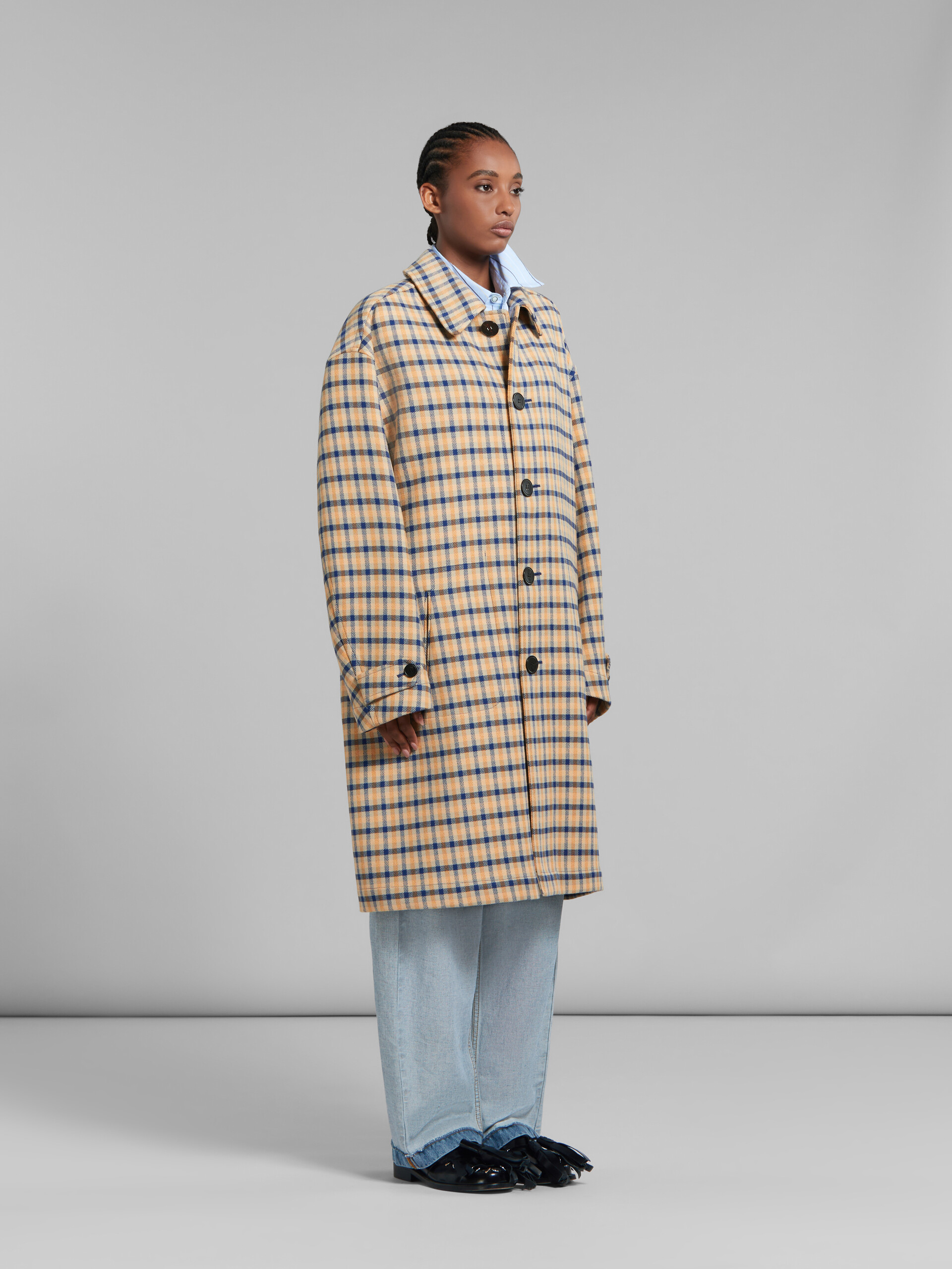 Manteau réversible en laine bleue et jaune à carreaux - Vestes - Image 6