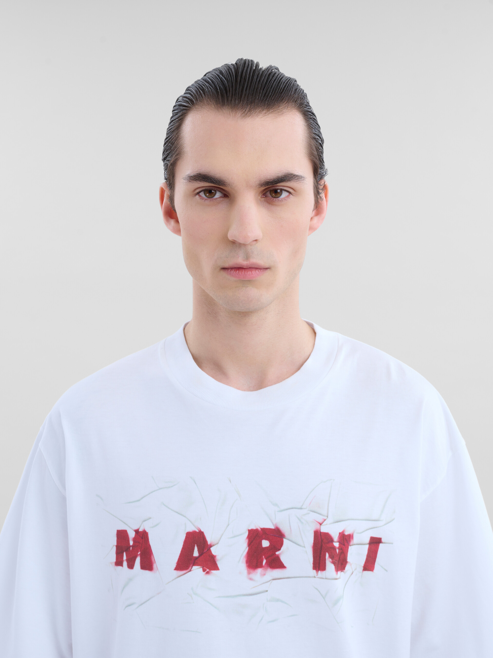 White organic cotton T-shirt with wrinkled Marni logo - T-shirts - Image 4