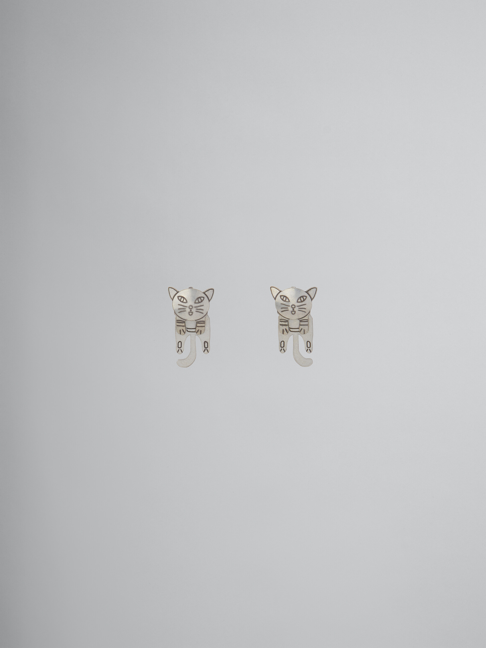 Clous d'oreilles en forme de chaton - Boucles d’oreilles - Image 1