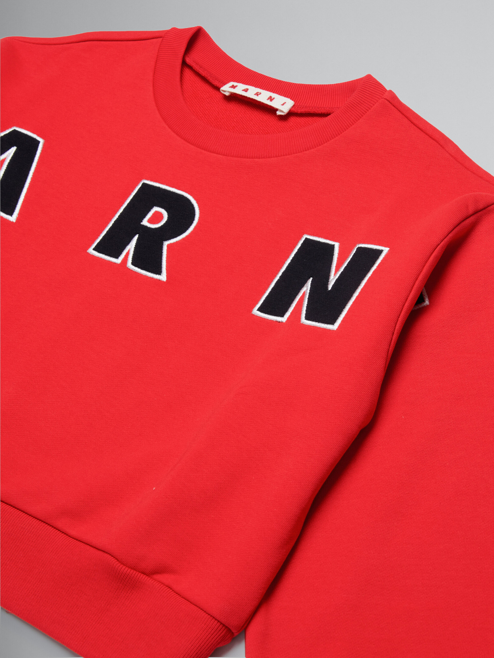 Red cropped crewneck sweatshirt with embroidered logo - Sweaters - Image 3