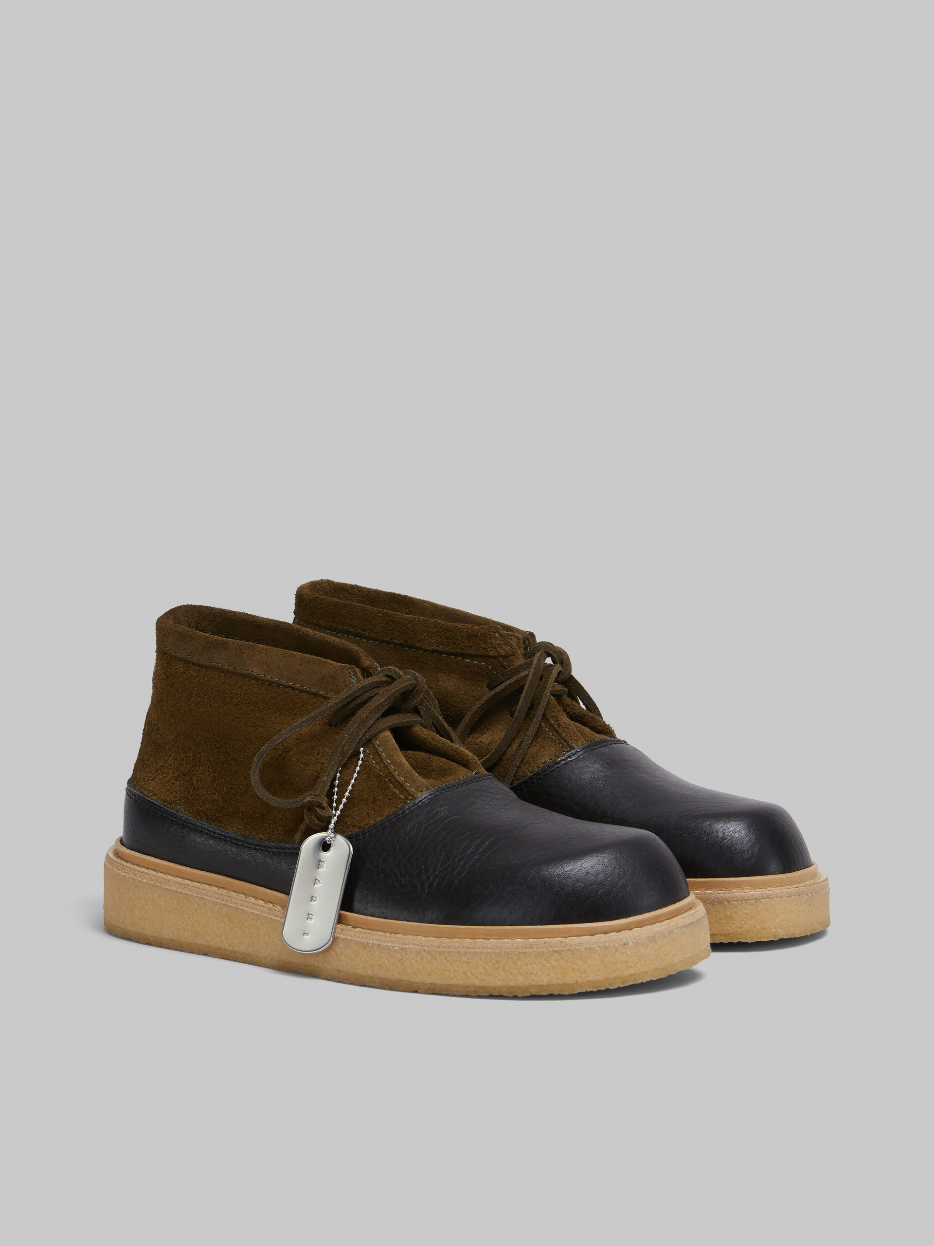 Chaussures de brousse en cuir noir et vert avec semelle en para-caoutchouc - Bottes - Image 2