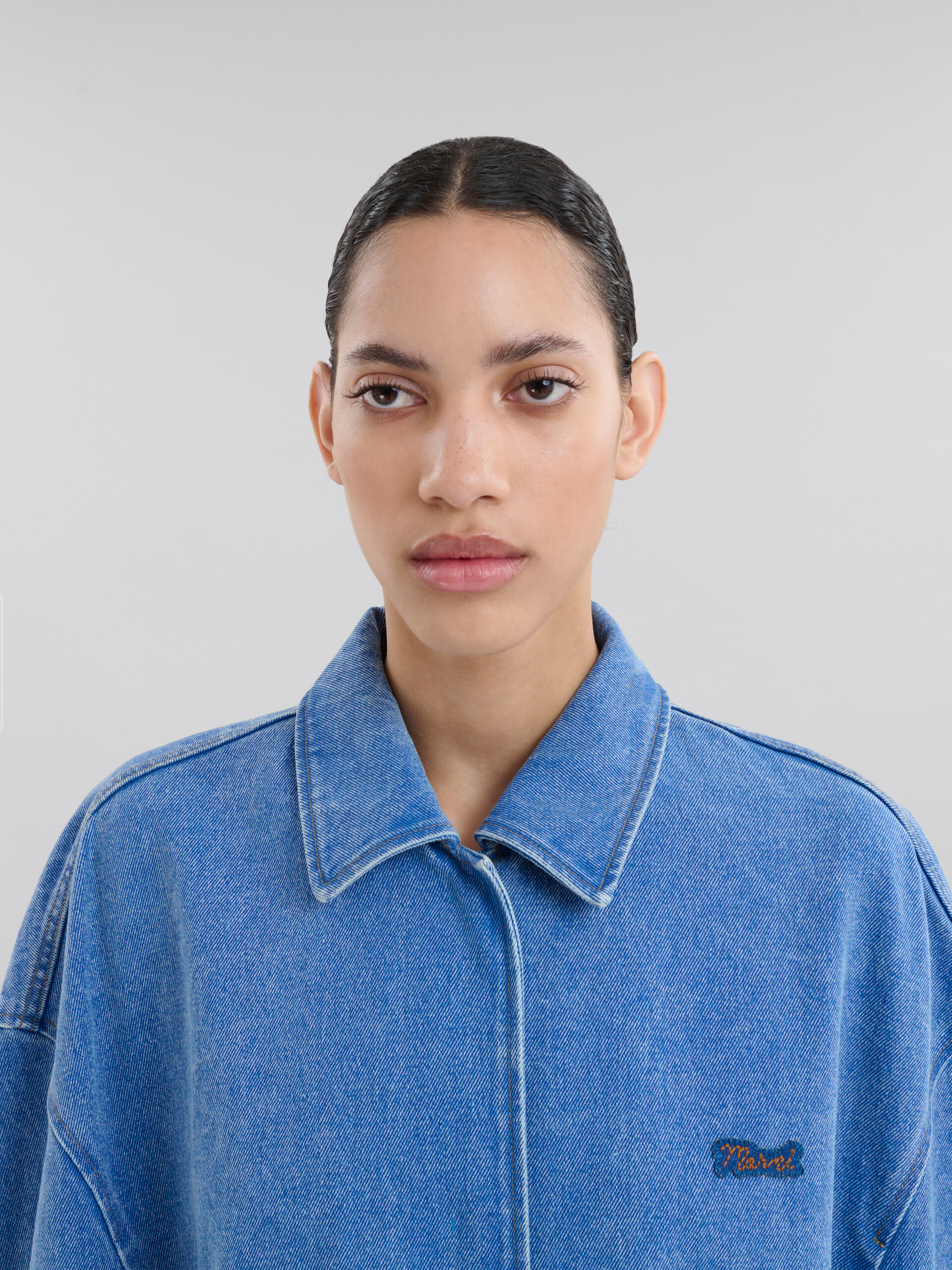 Veste en denim biologique bleu avec patch effet raccommodé Marni - Manteaux - Image 4