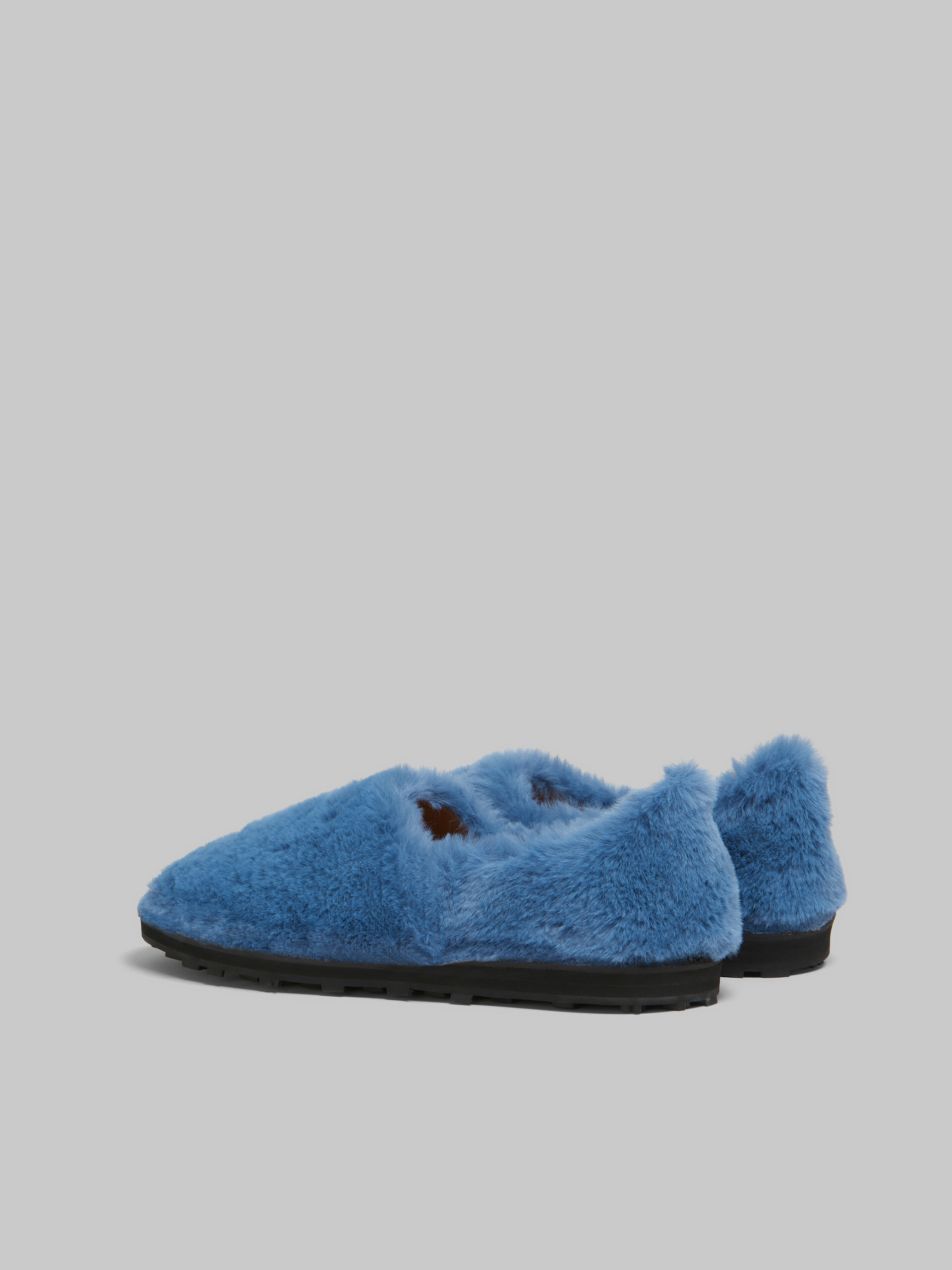 Blue slip-on loafer in faux fur - Mocassin - Image 3