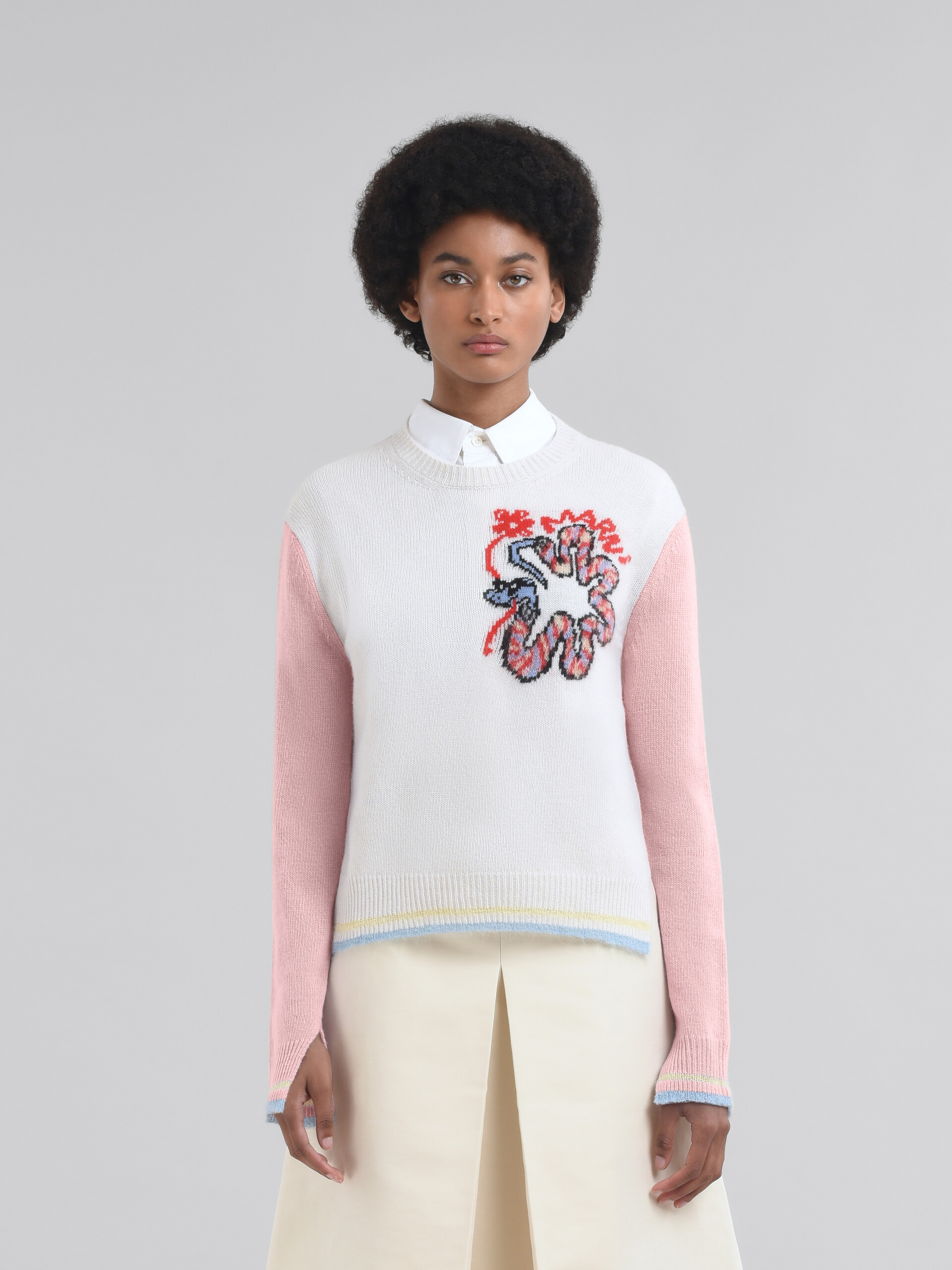 White wool jumper with jacquard snake - Pullovers - Image 2