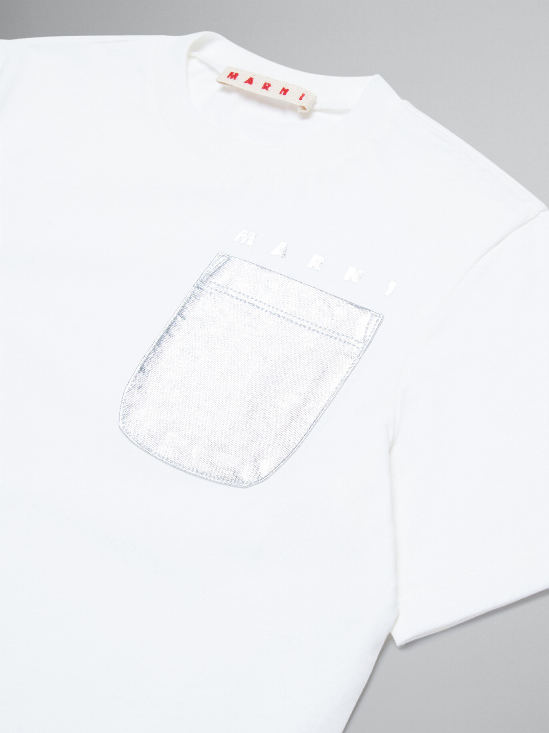 White T-shirt with pocket - T-shirts - Image 3