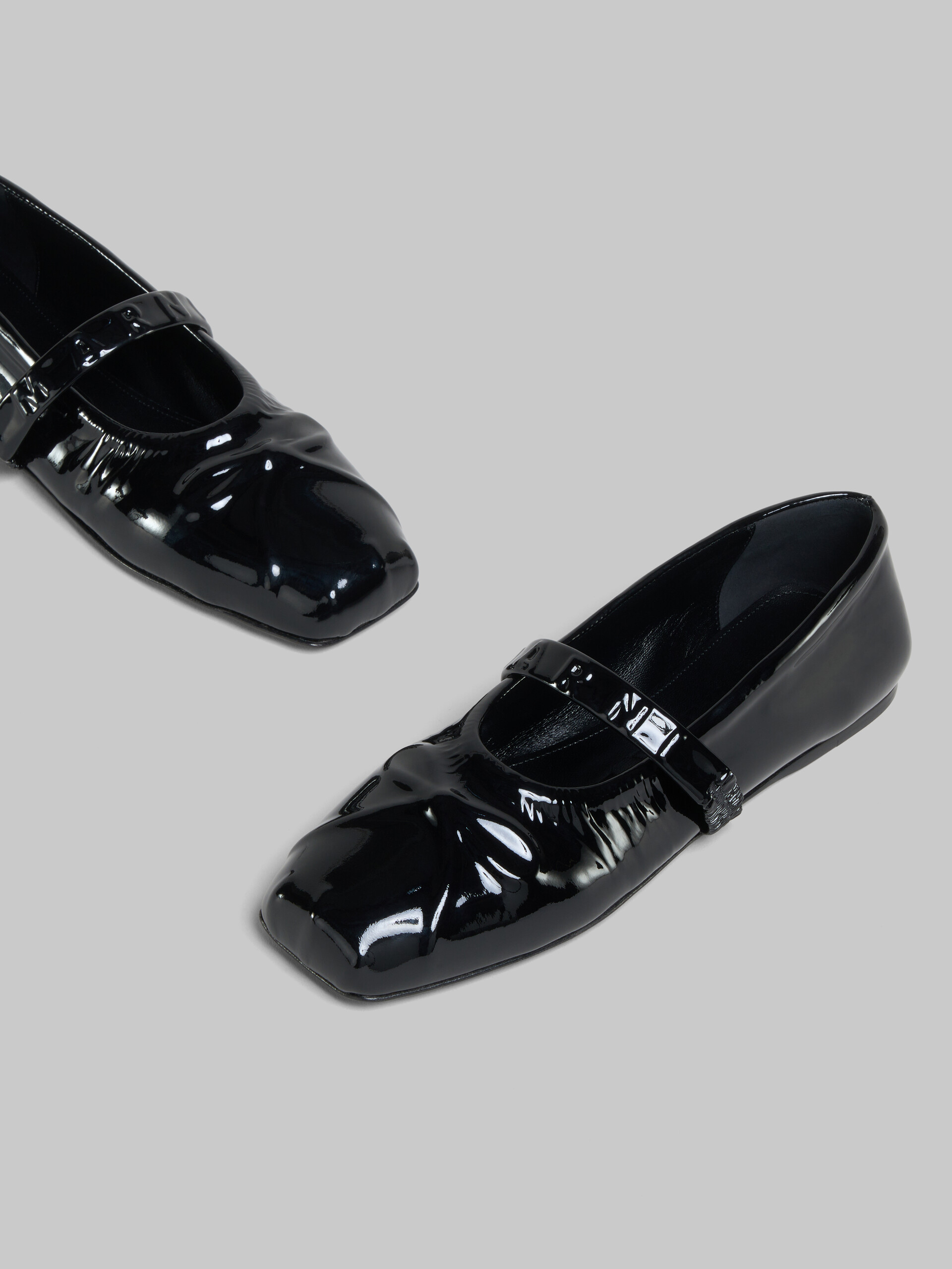 Black patent leather Mary Jane - Pumps - Image 5