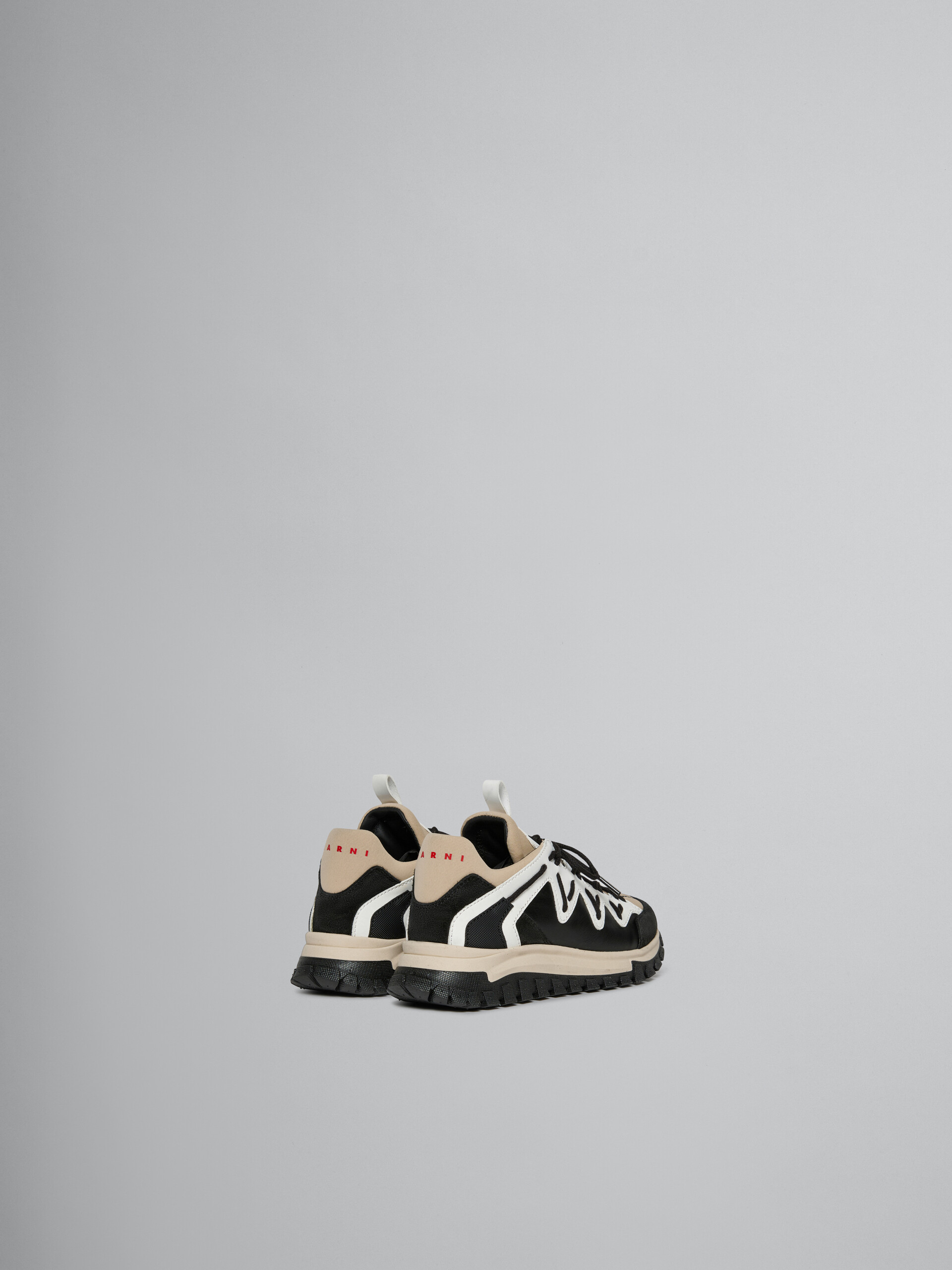 Sneakers de running noires, blanches et beiges - Sneakers - Image 3