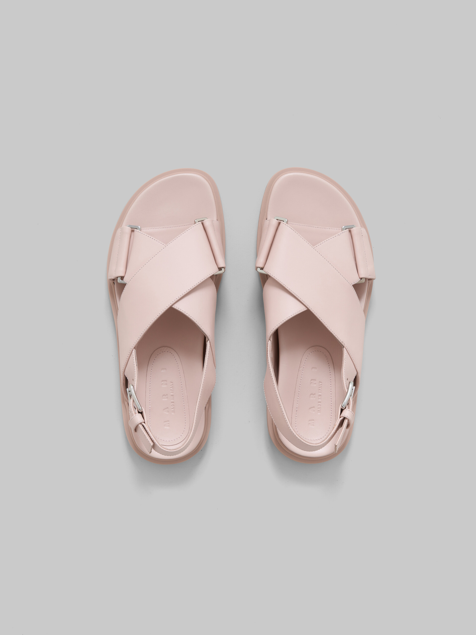 Braune Fußbett-Sandalen aus Leder - Sandalen - Image 4