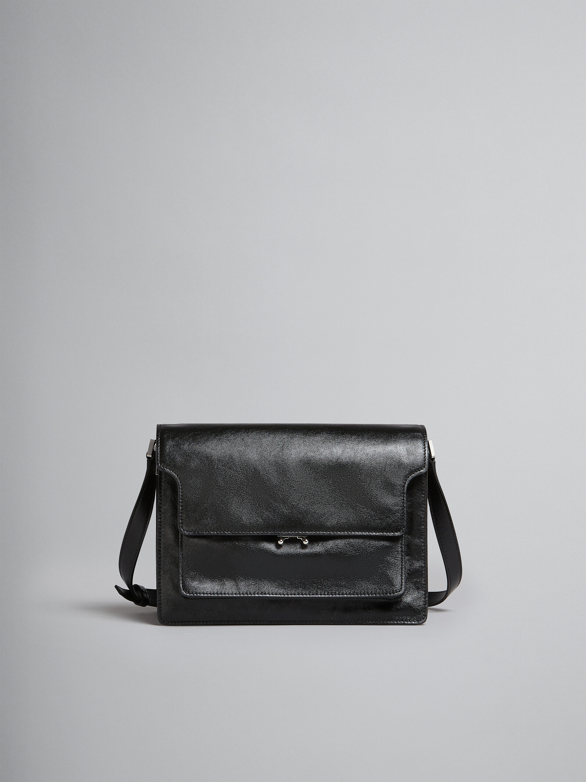 Trunk Soft Bag Grande in pelle nera - Borse a spalla - Image 1