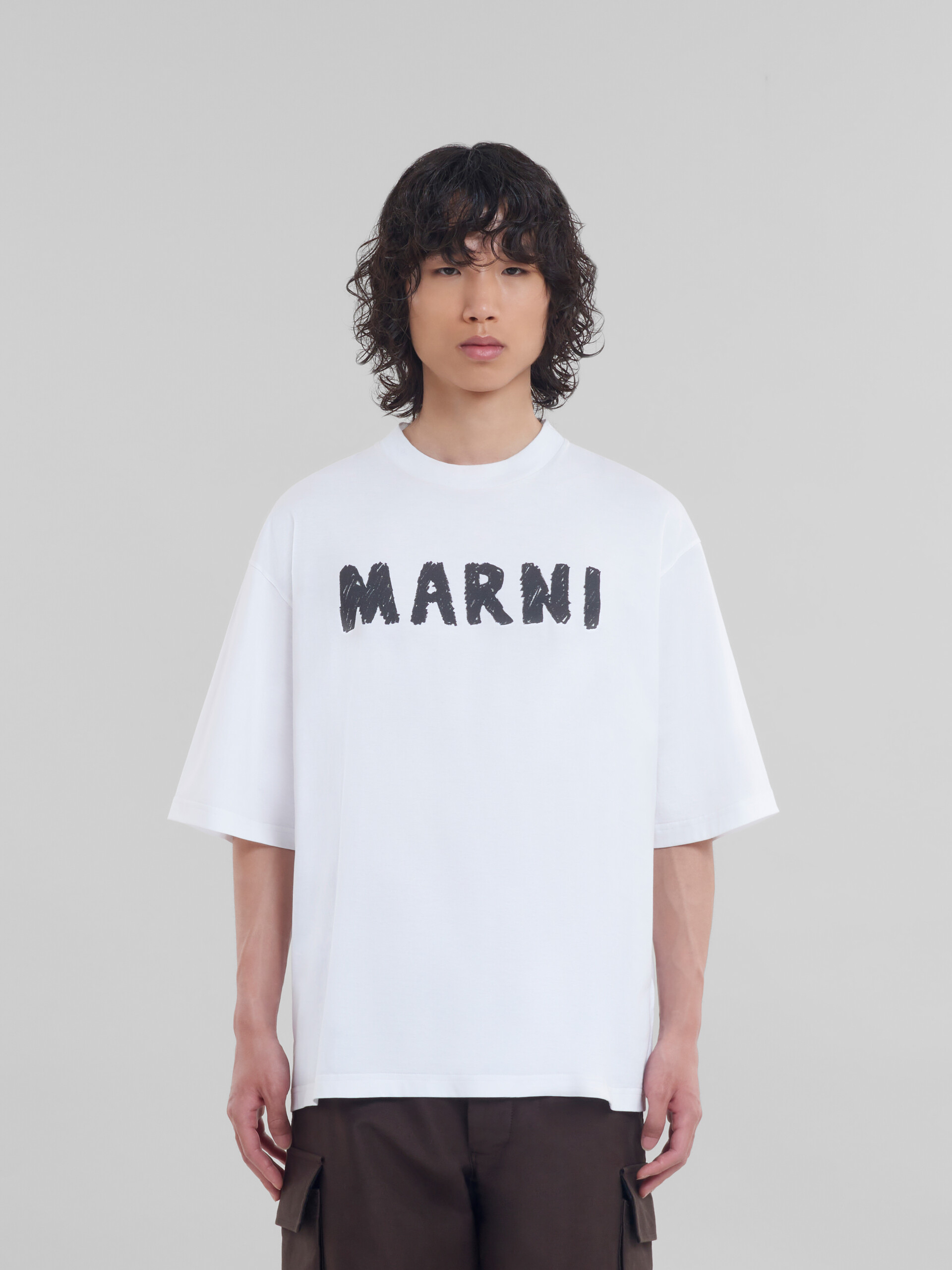 T-shirt in cotone biologico bianco con logo Marni - Camicie - Image 2