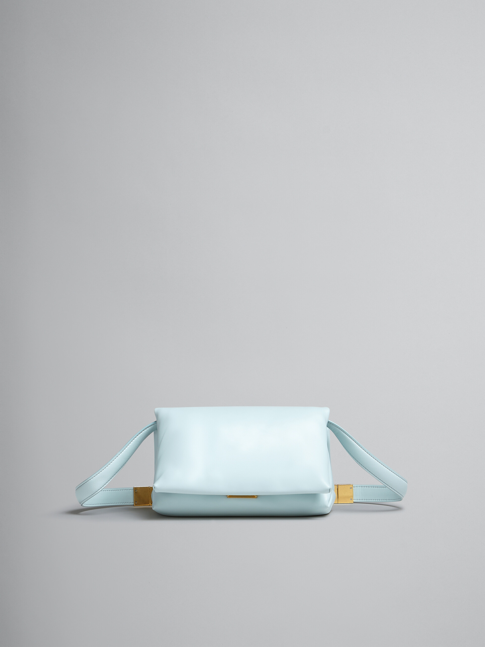 Kleine Tasche Prisma aus blauem Kalbsleder - Schultertaschen - Image 1