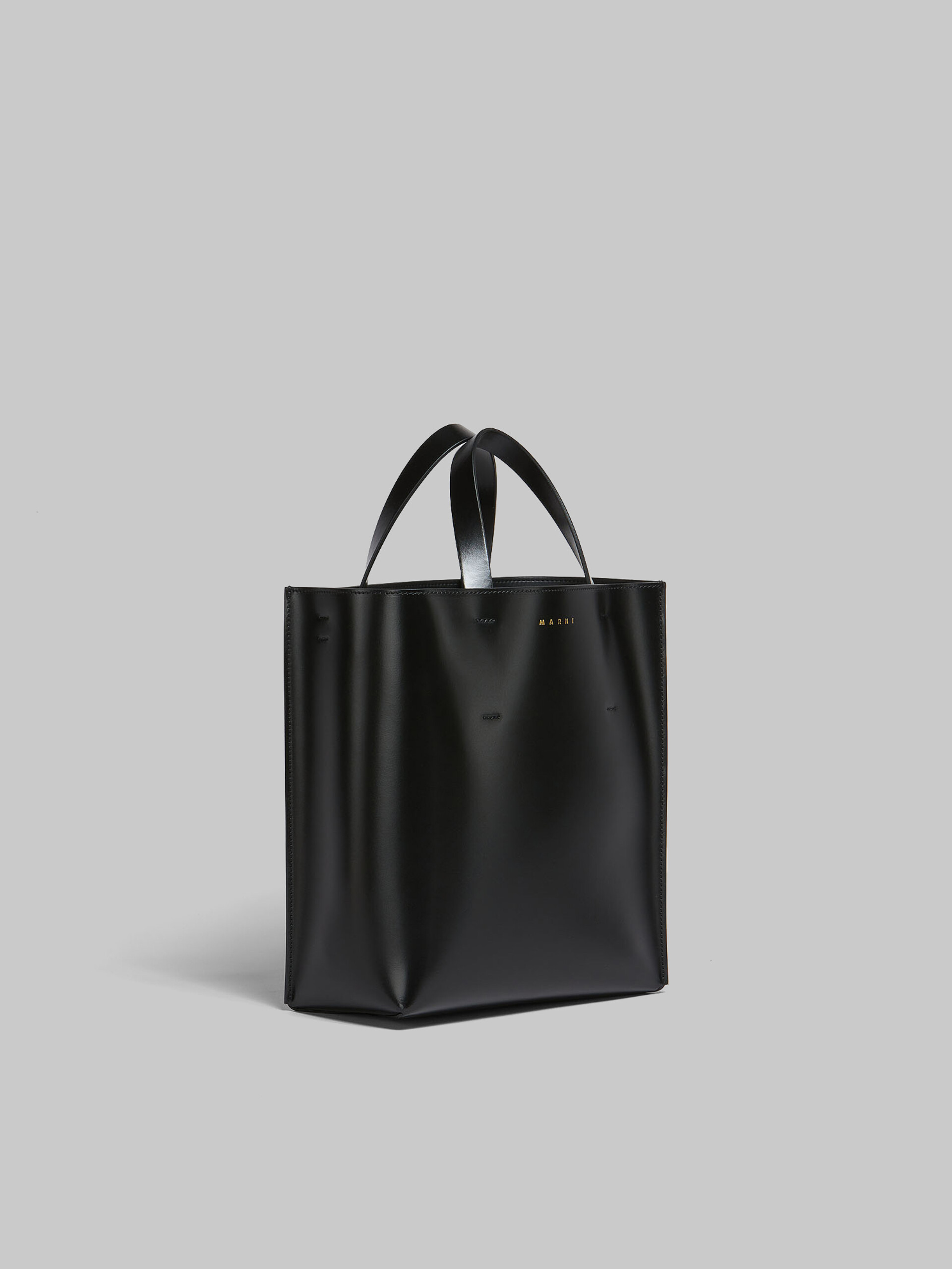 Museo small bag in black leather - Shopping Bags - Image 4