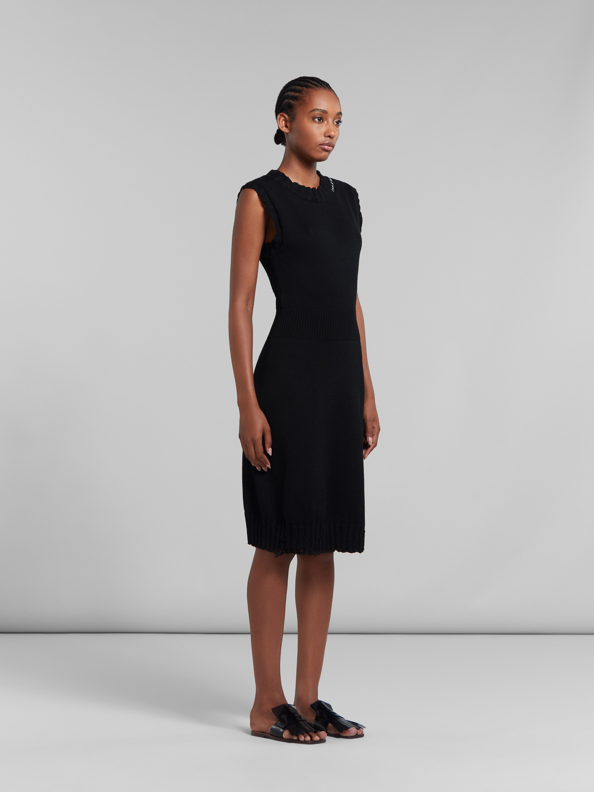 Vestido negro de punto de algodón efecto ajado - Vestidos - Image 6