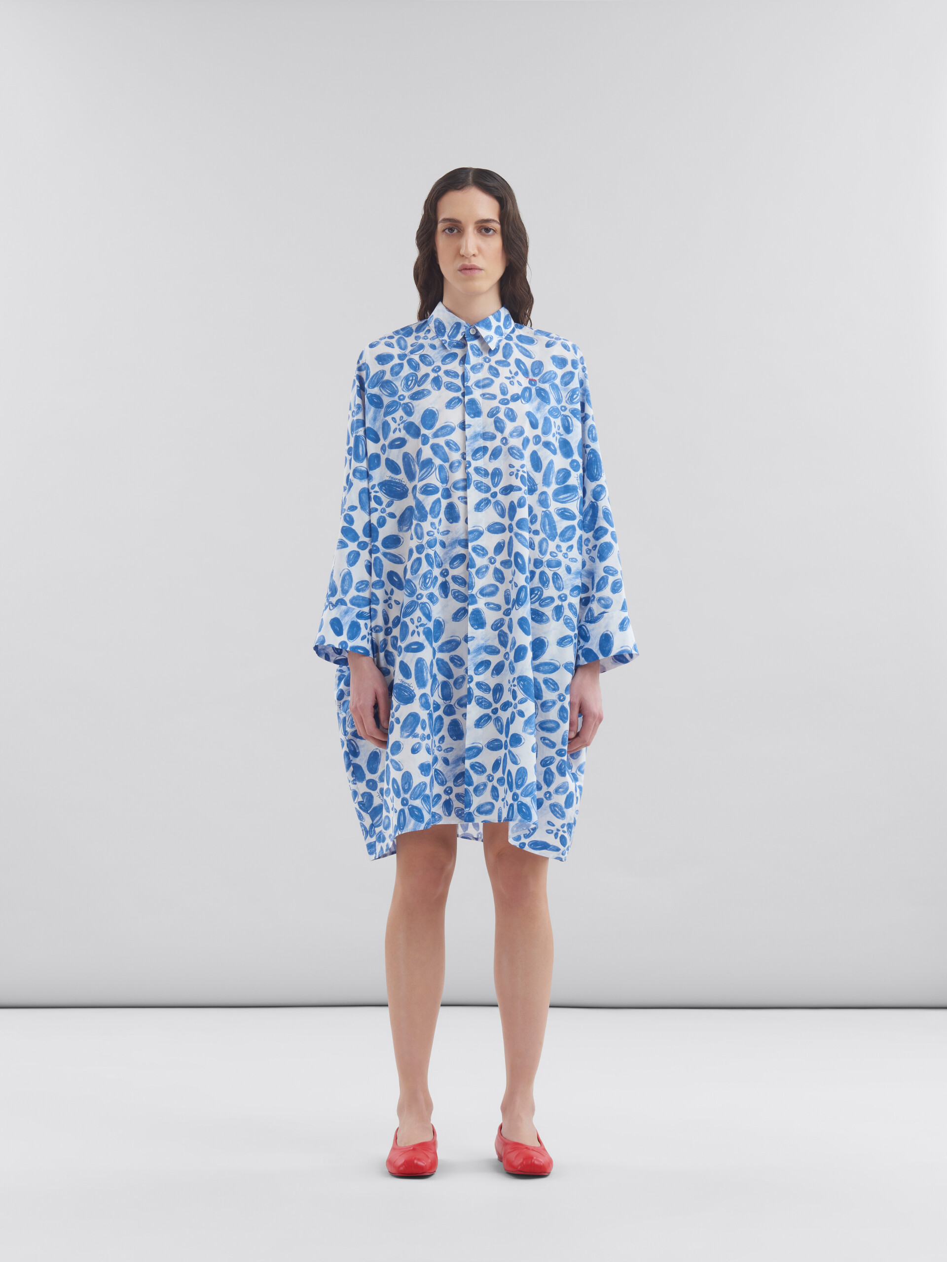 White poplin cocoon dress with Blooming print - Dresses - Image 2