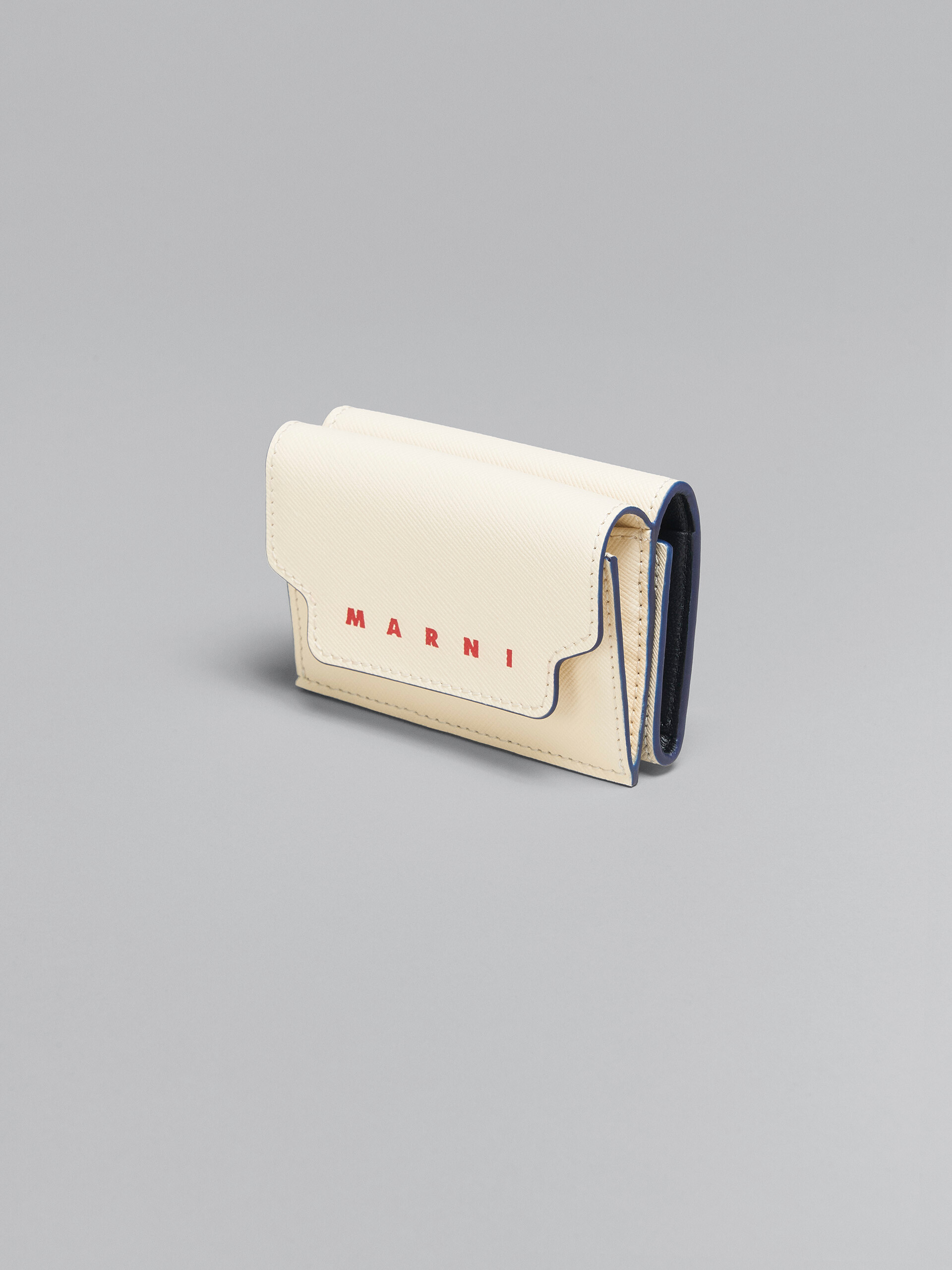 ホワイト サフィアーノレザー三つ折りウォレット - 財布 - Image 4