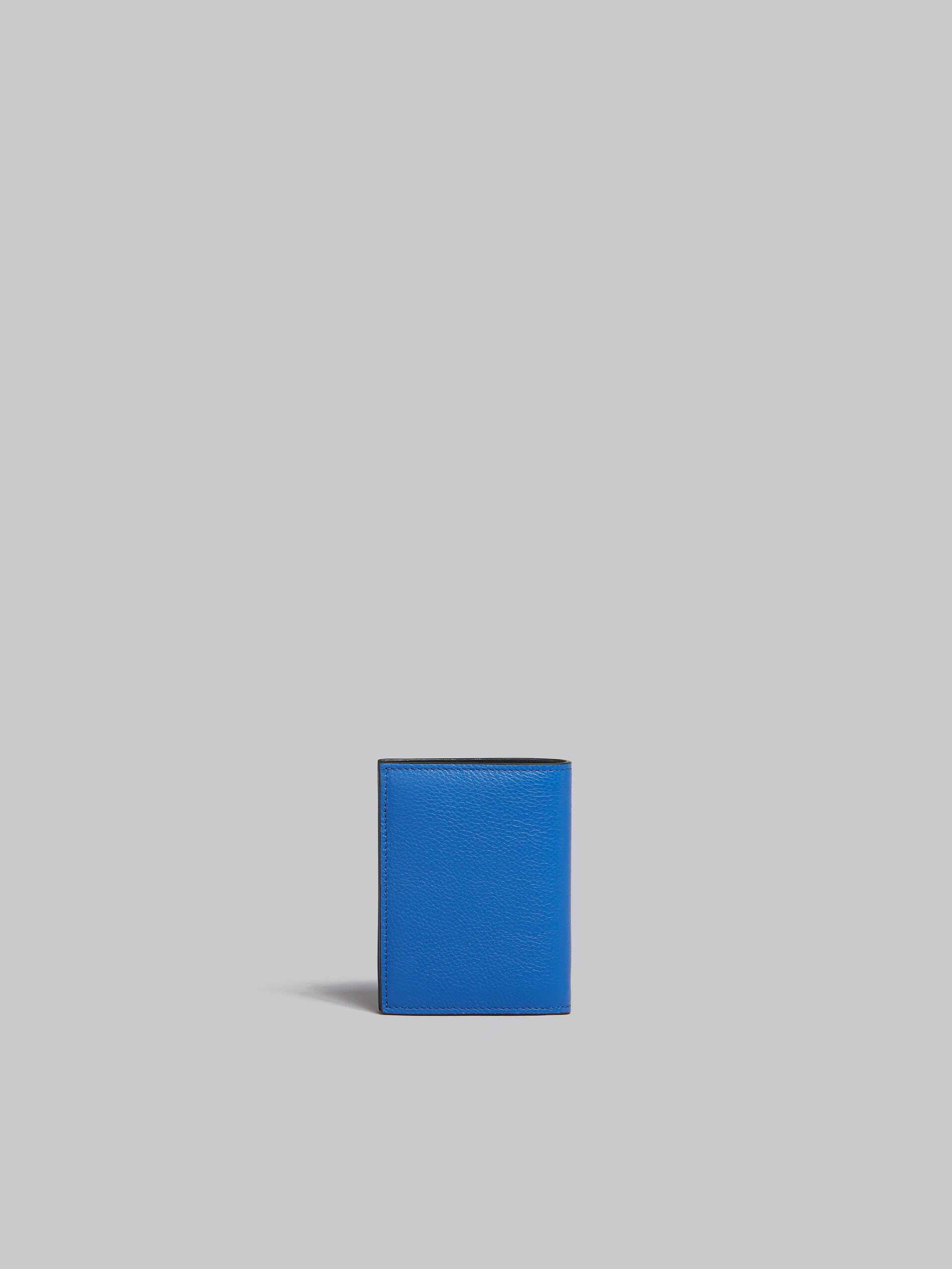 Portefeuille à deux volets en cuir bleu avec effet raccommodé Marni - Portefeuilles - Image 3