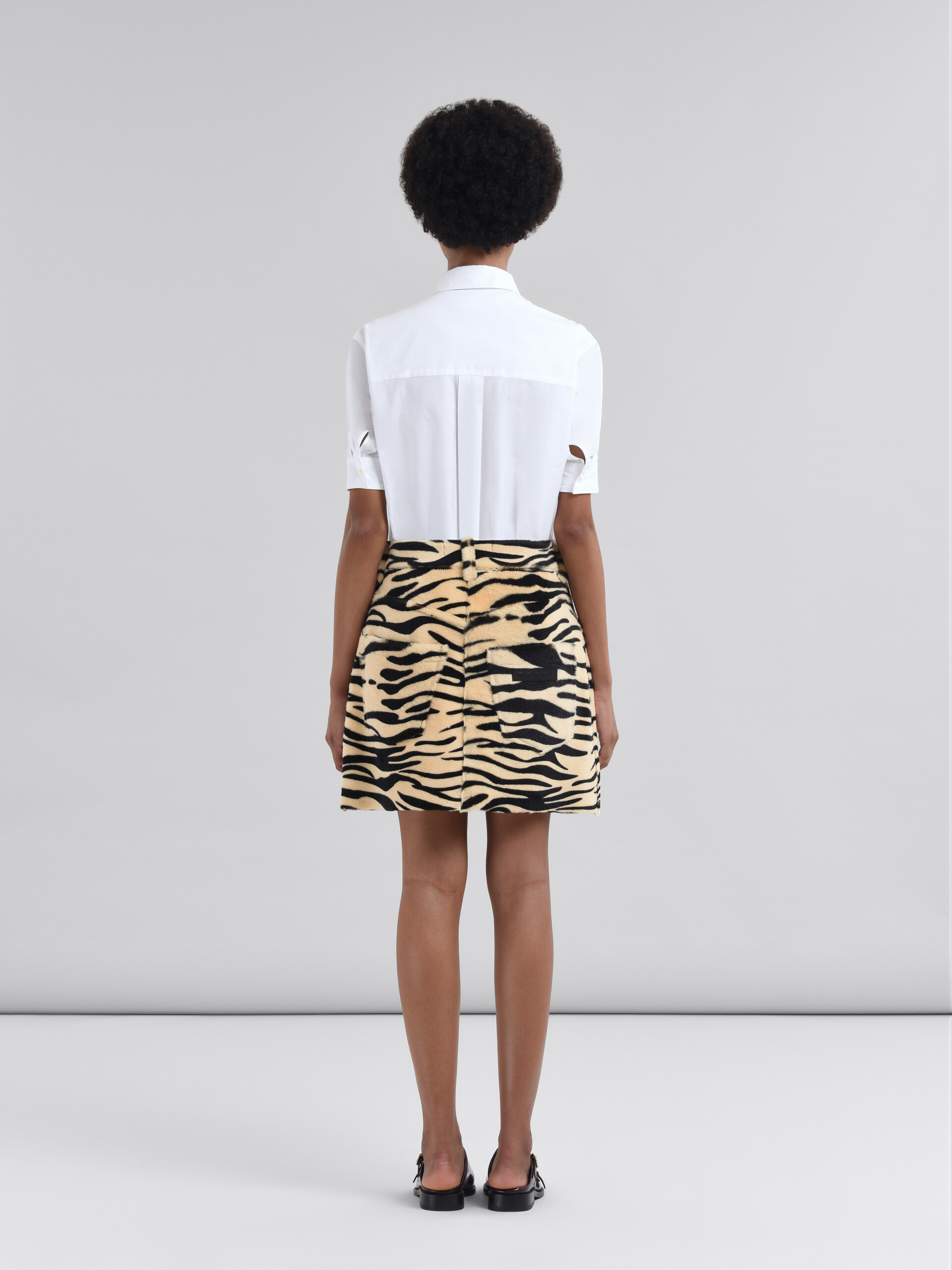 Shearling Miniskirt with tiger print - Skirts - Image 3