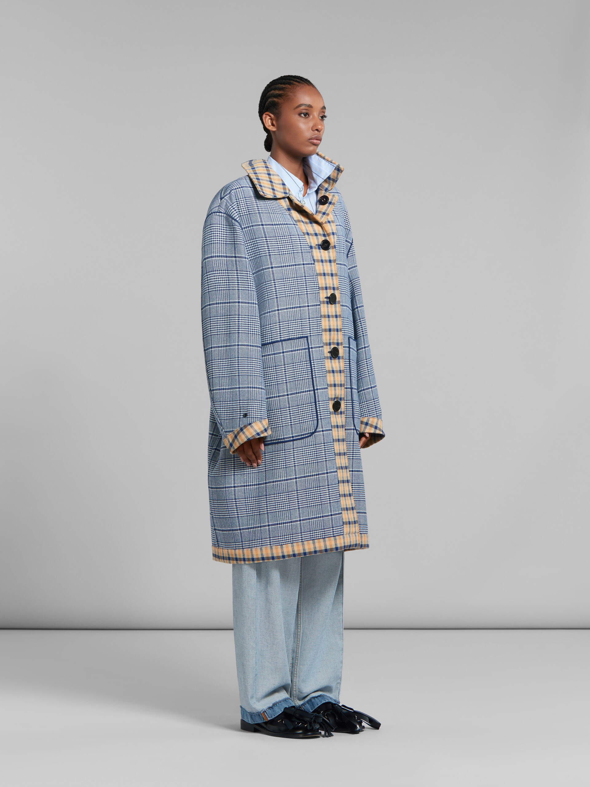 Manteau réversible en laine bleue et jaune à carreaux - Vestes - Image 5