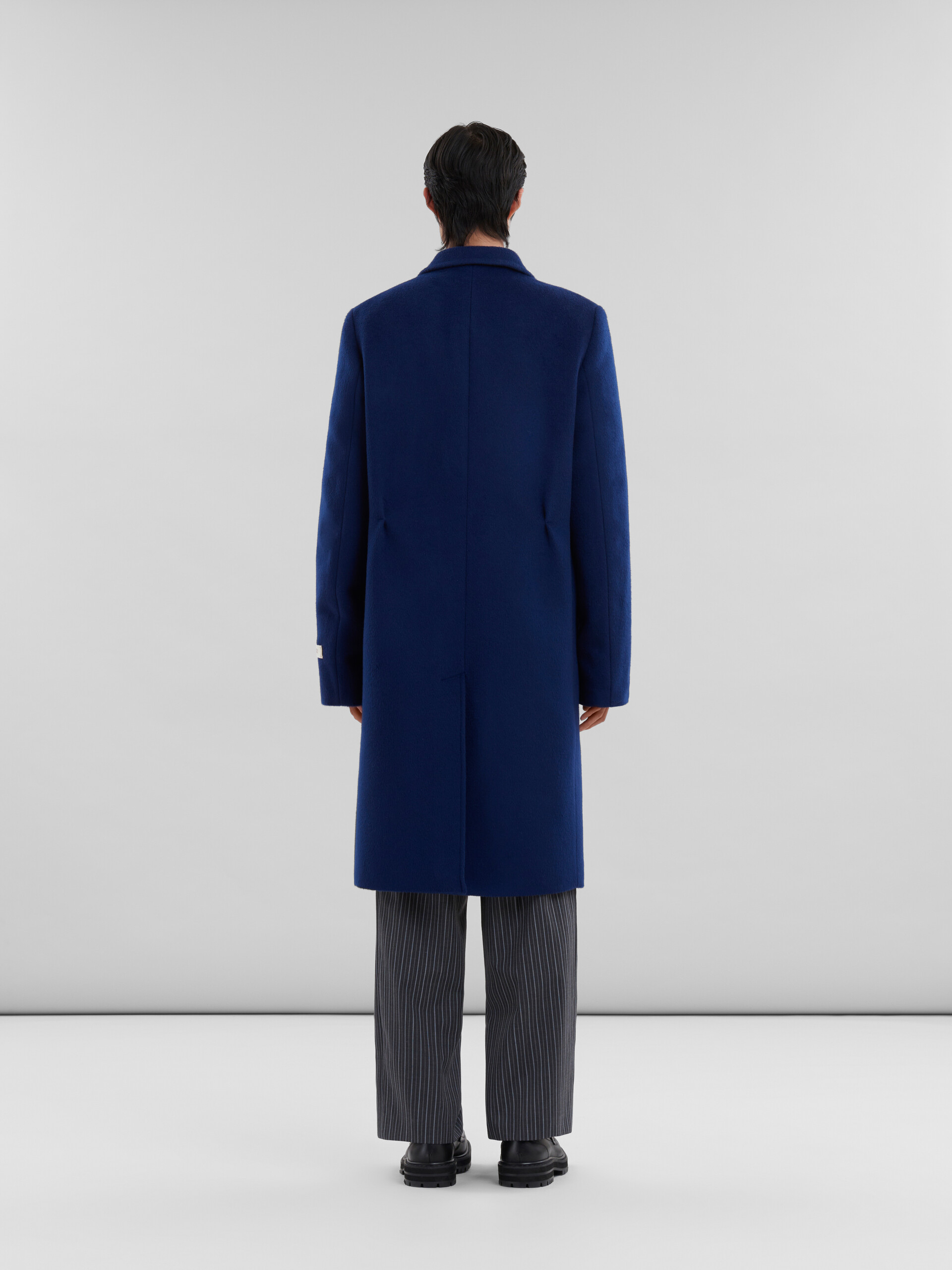 Manteau à double boutonnage en feutre bleu avec effet raccommodé Marni - Vestes - Image 3