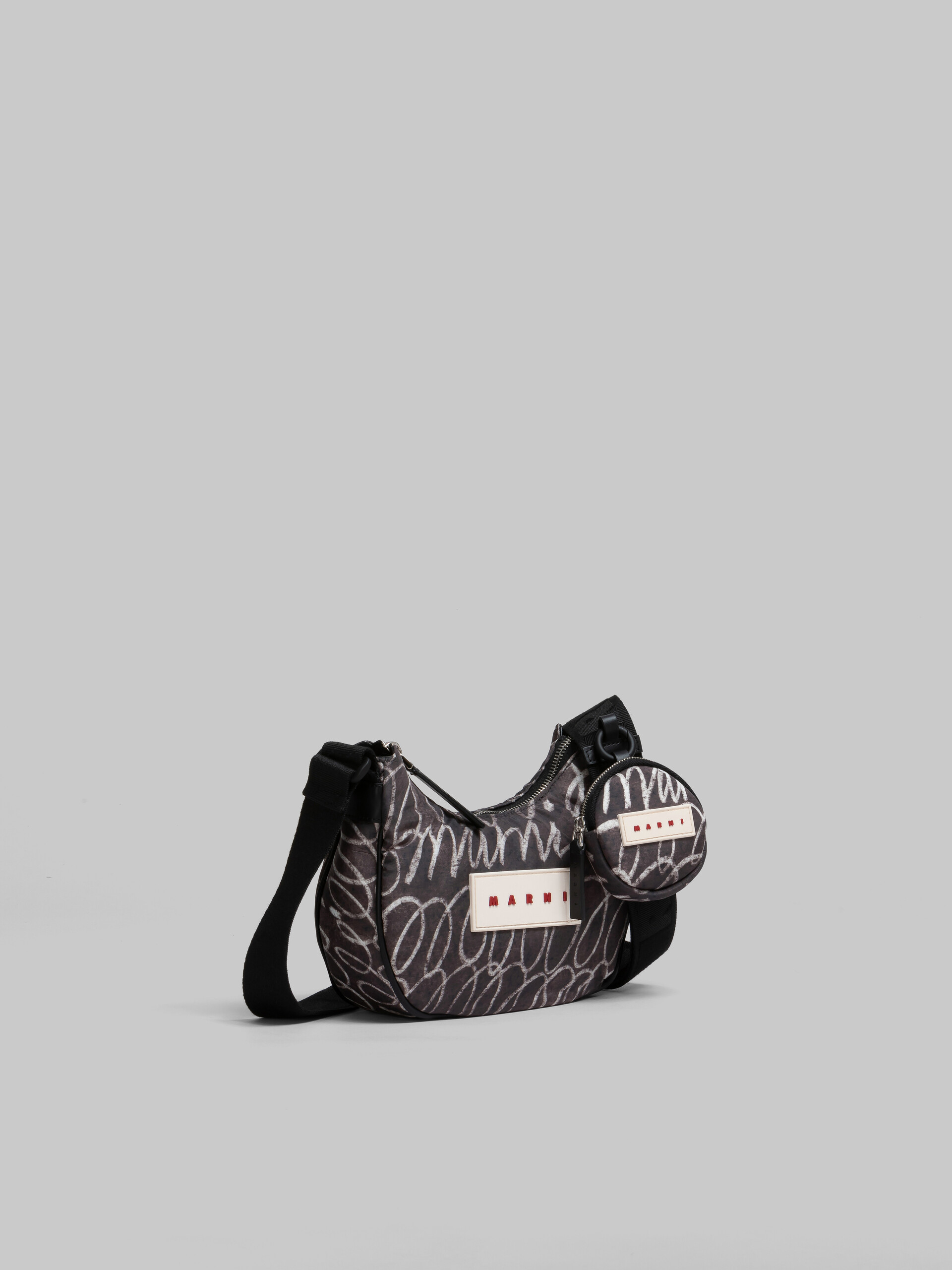 Schwarze Hobo Bag Puff mit Marni Scribble-Print - Schultertaschen - Image 6