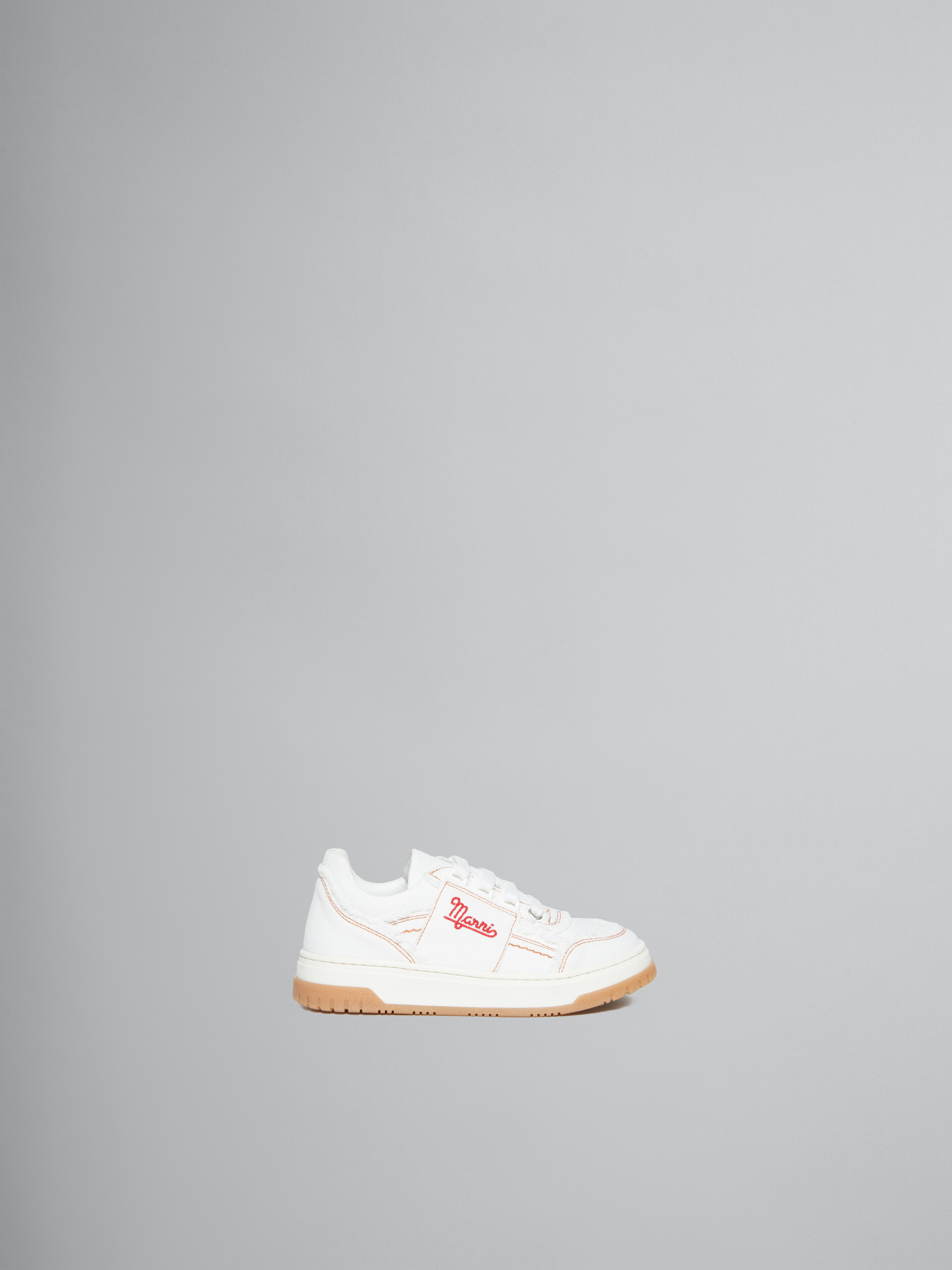 Sneaker In Denim Bianco Con Logo - kids - Image 1