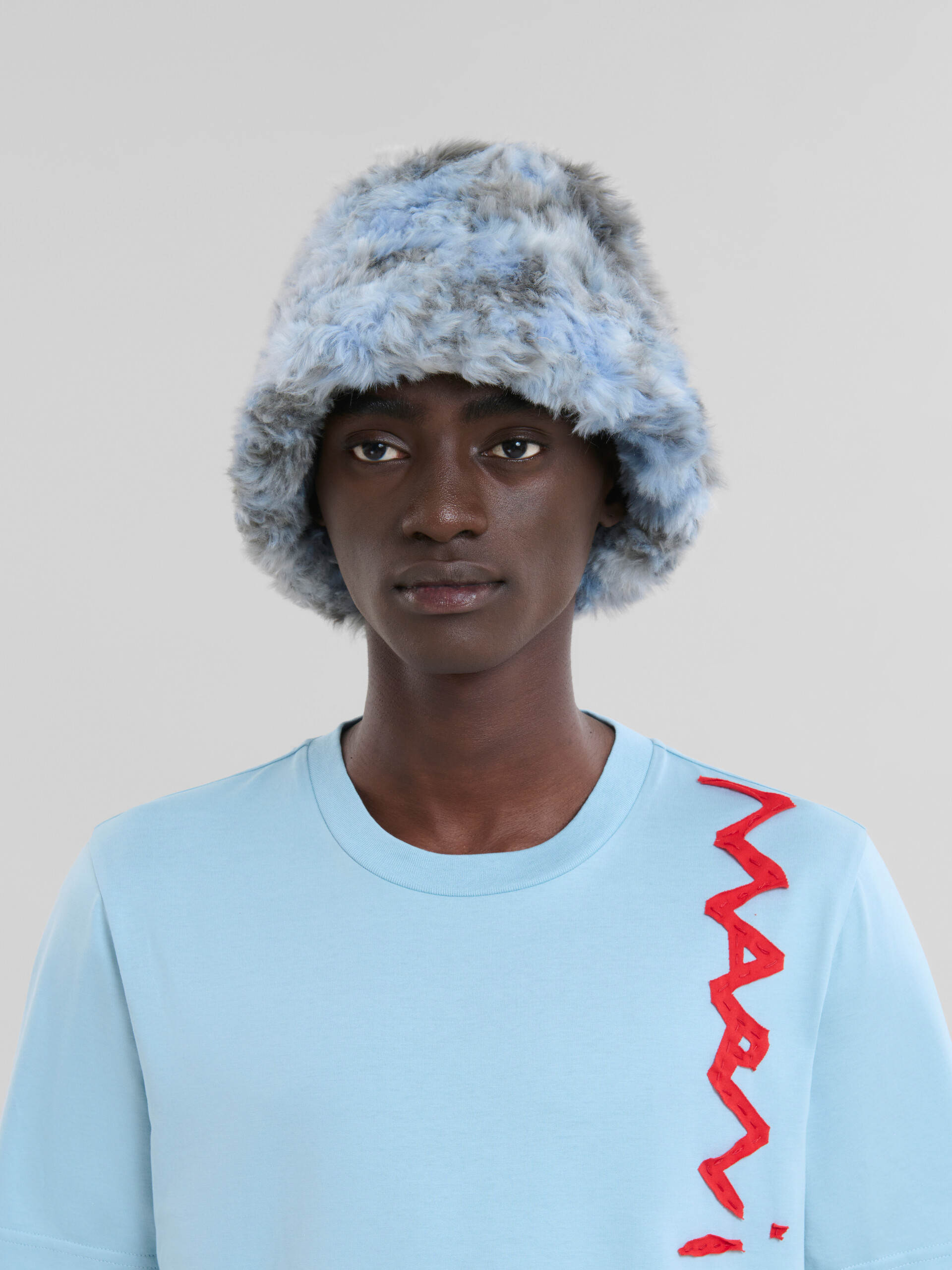 Grey long-hair jacquard bucket hat - Hats - Image 2